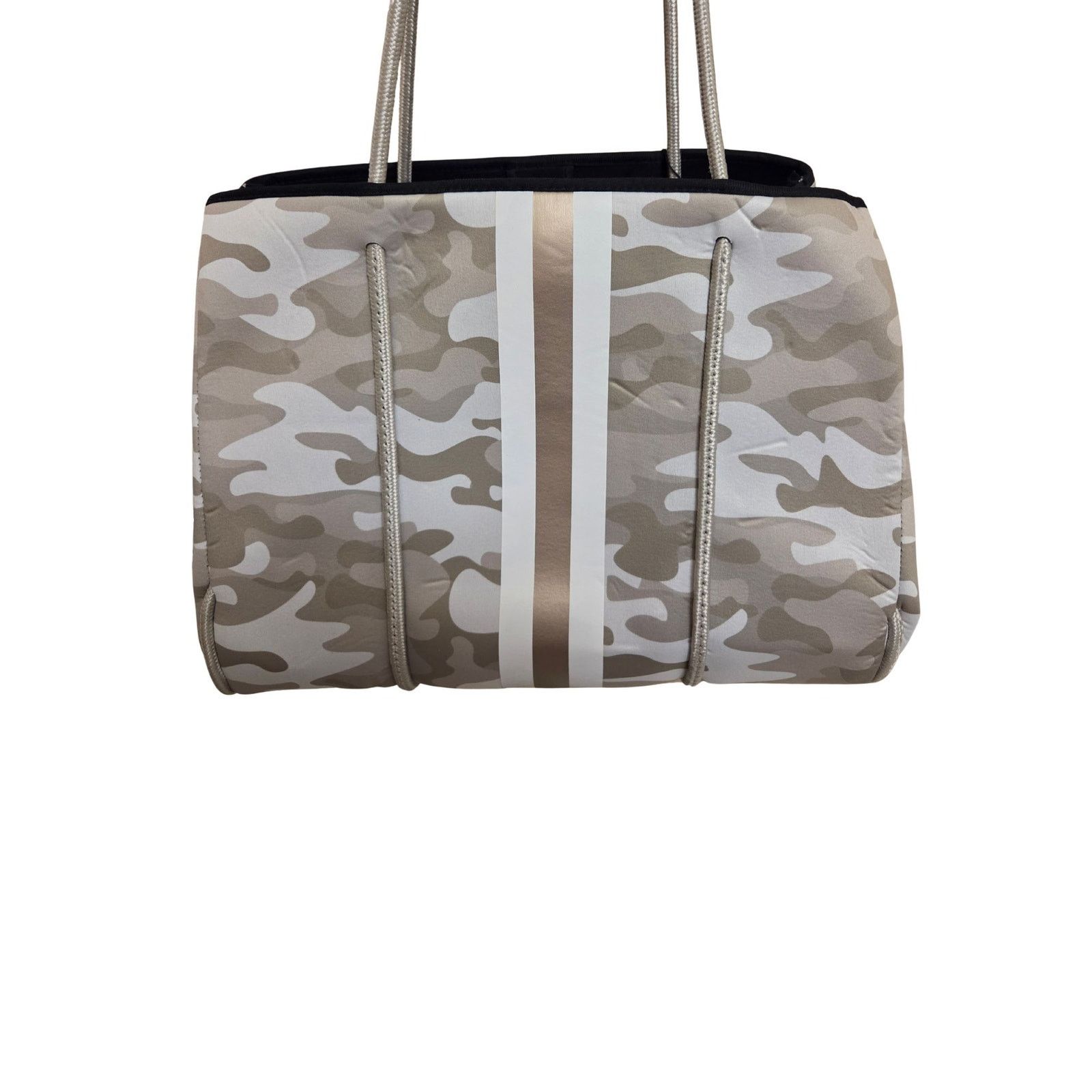 Nordstrom Haute Shore Camo Neoprene Tote w/ Wallet – NWT Size ONE SIZE - 6 Thumbnail