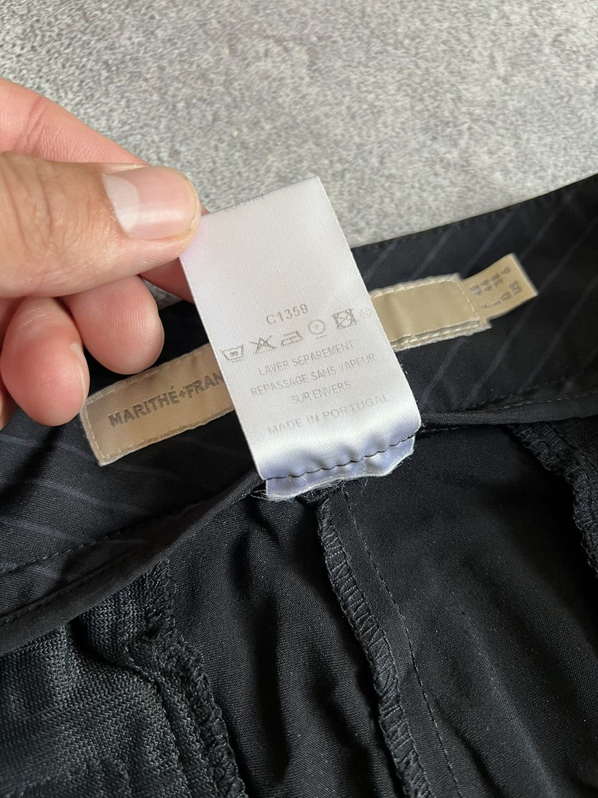 Marithe + Francois Girbaud Marithe + Francois Girbaud Women’s Black Pants Classic Sz 44 Size 30" / US 8 / IT 44 - 8 Thumbnail