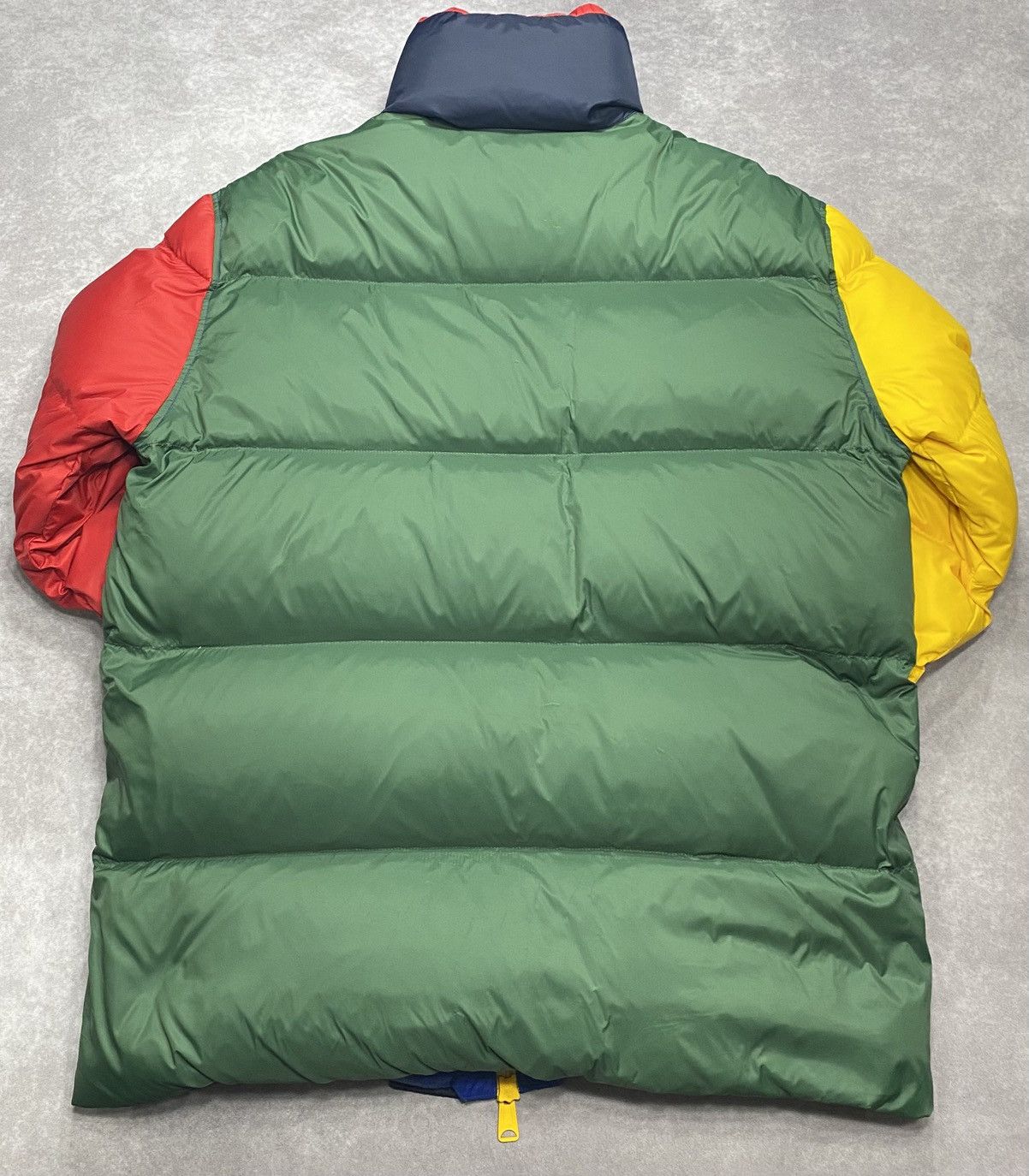 Tommy Hilfiger Tommy Hilfiger Wilson Colorblocked Puffer Jacket Size US L / EU 52-54 / 3 - 3 Thumbnail
