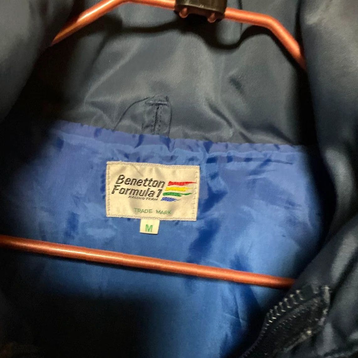 Benetton Benetton Formula 1 Racing Team Renault Down Feather Jacket Size M Japan Vintage Jacket Mens Women Unisex Size US M / EU 48-50 / 2 - 5 Thumbnail