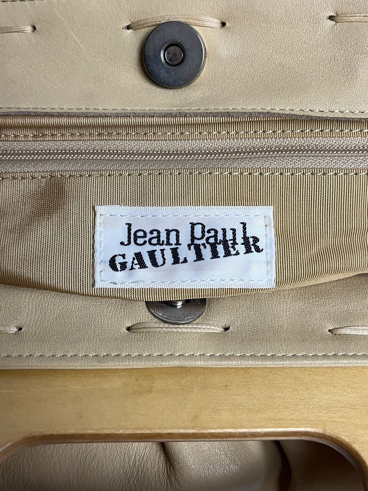 Jean Paul Gaultier 2000’s Jean Paul Gaultier Dragon Engraved Wood Frame Handbag Size ONE SIZE - 5 Thumbnail