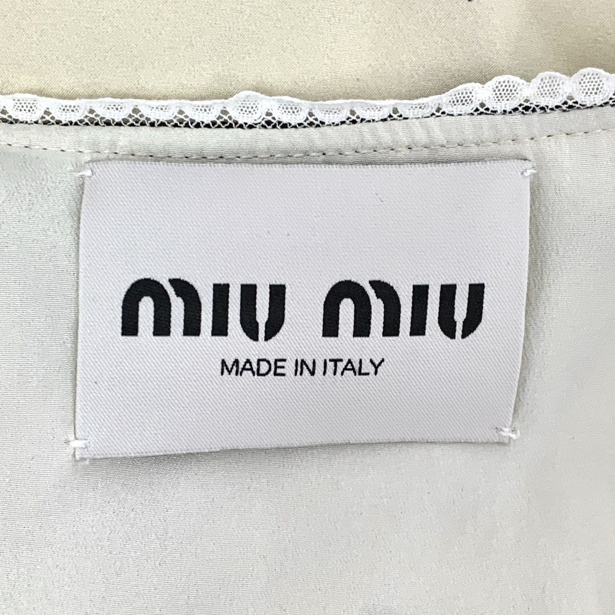 Miu Miu Miu Miu Beige Silk V-neck Short Sleeve Dress K26WX Size S / US 4 / IT 40 - 5 Thumbnail