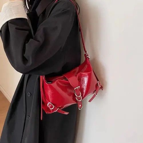 Japanese Brand Women's red handbag Size ONE SIZE - 1 Thumbnail