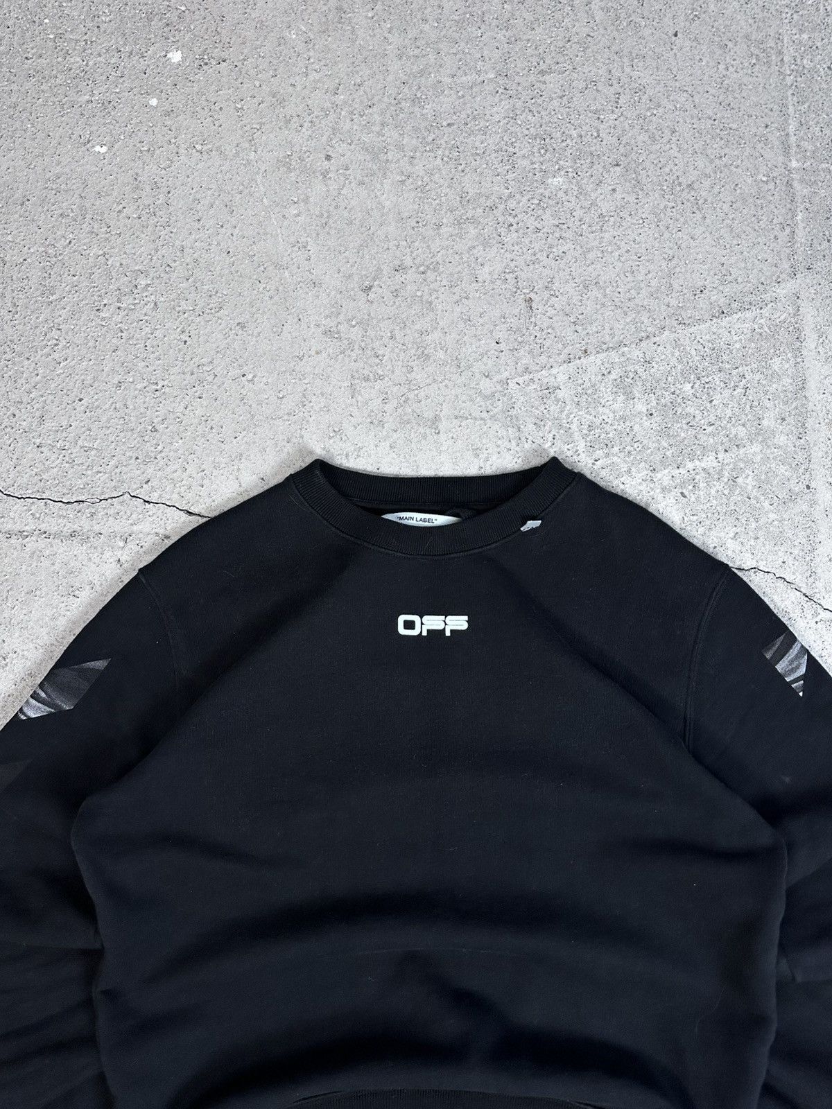 Off-White Off-White Caravaggio Crewneck Sweatshirt Black / Arrows Size US S / EU 44-46 / 1 - 8 Thumbnail
