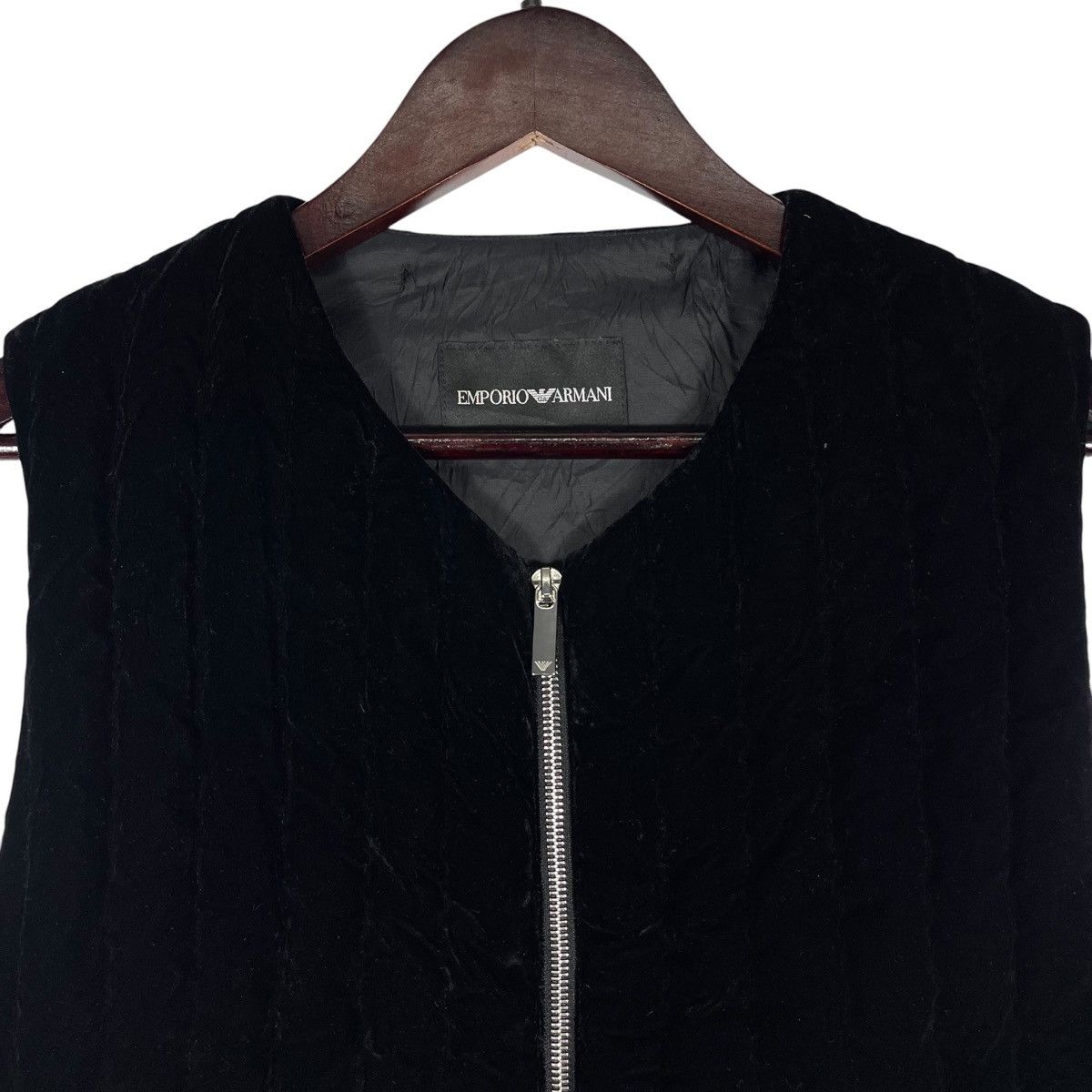 Emporio Armani Emporio Armani Velvet Duck Down Jacket Size M / US 6-8 / IT 42-44 - 10 Thumbnail