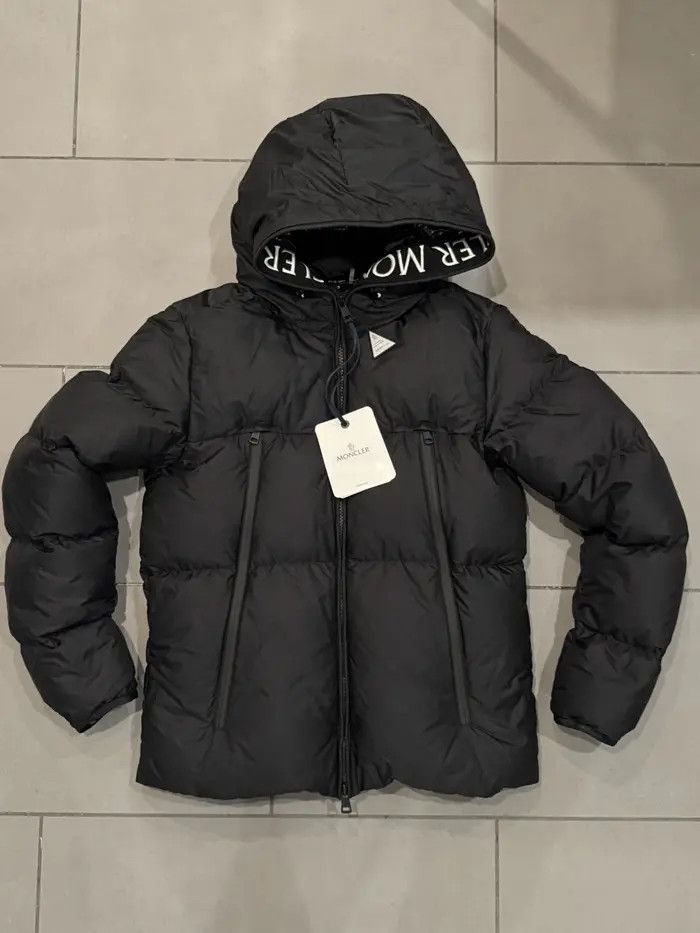 Moncler Moncler Montcla Giubbotto Jacket Black Size 3 (Large) NEW Size US L / EU 52-54 / 3 - 1 Thumbnail