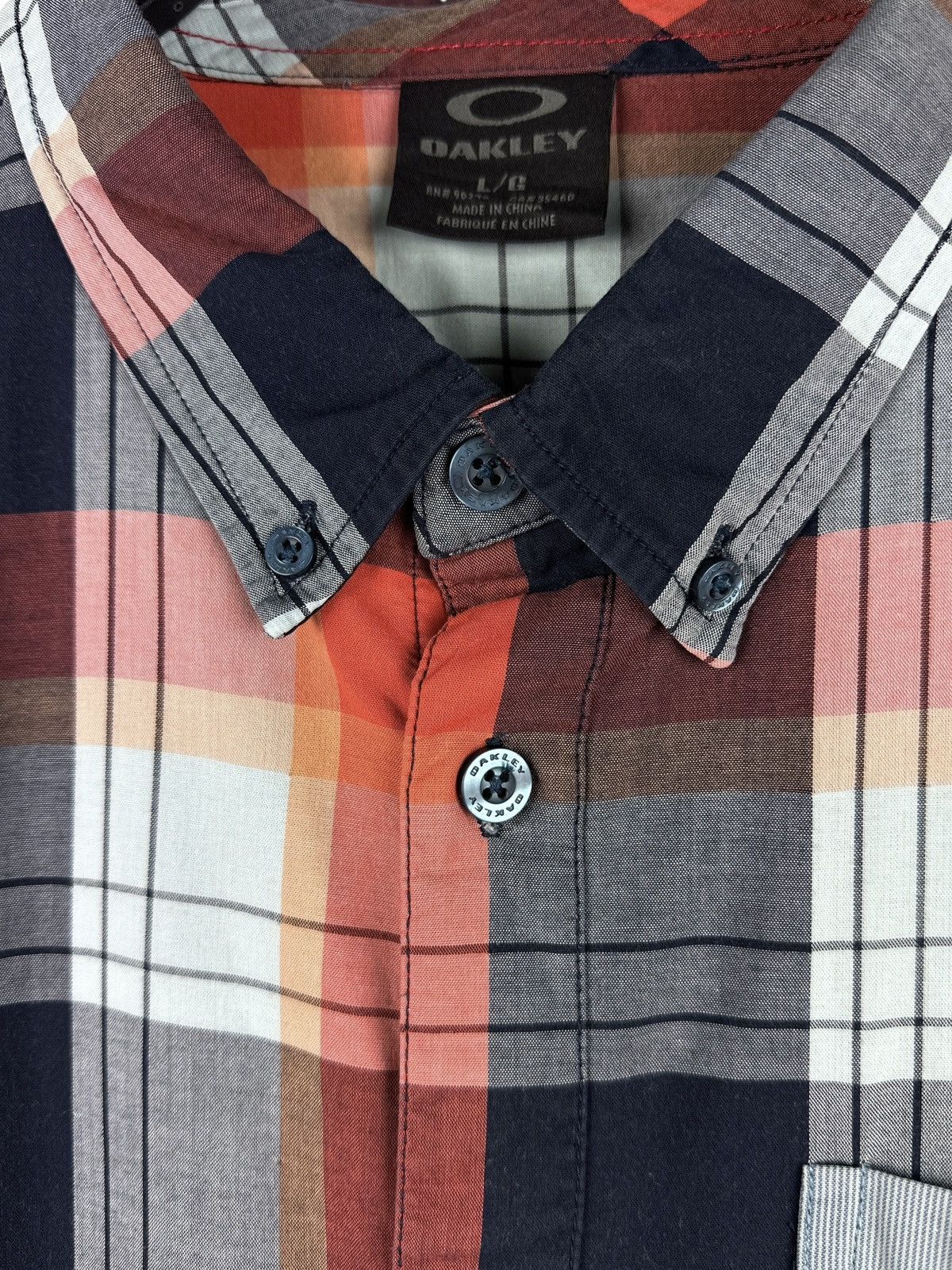 Oakley Oakley Paid Shirt Long Sleeve Button Down Size US L / EU 52-54 / 3 - 4 Thumbnail