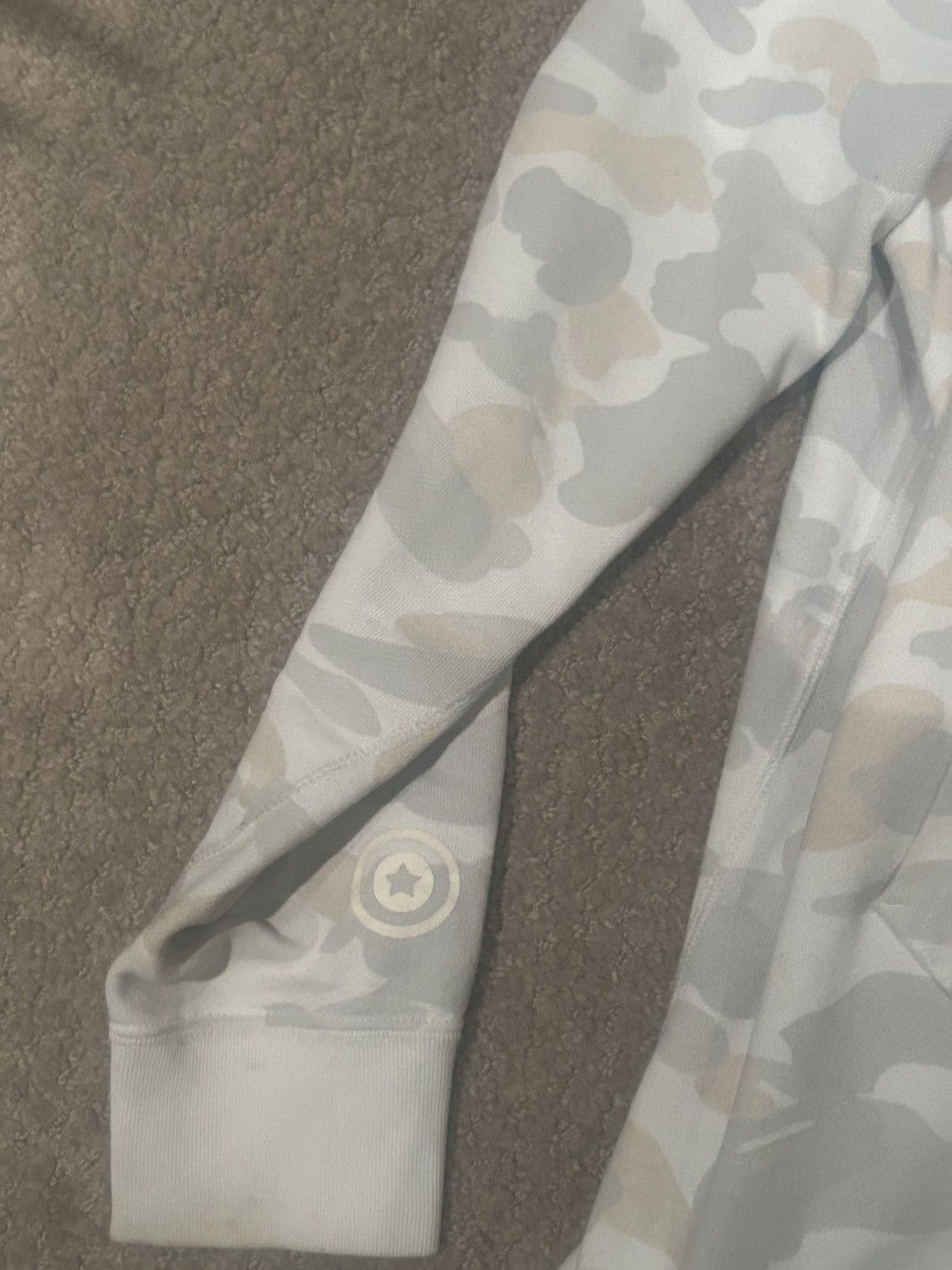 Bape Bape full zip tiger shark camo hoodie glow in the dark Size US M / EU 48-50 / 2 - 10 Thumbnail
