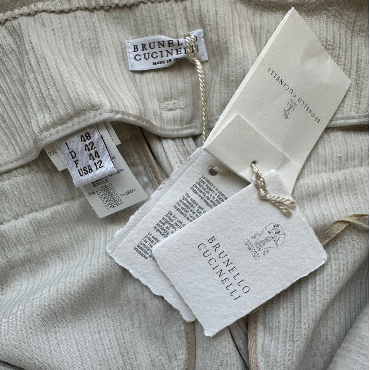 Brunello Cucinelli NWT Brunello Cucinelli Sand Beige Pleated Corduroy Pant 12 Size 34" / US 12 / IT 48 - 14 Thumbnail