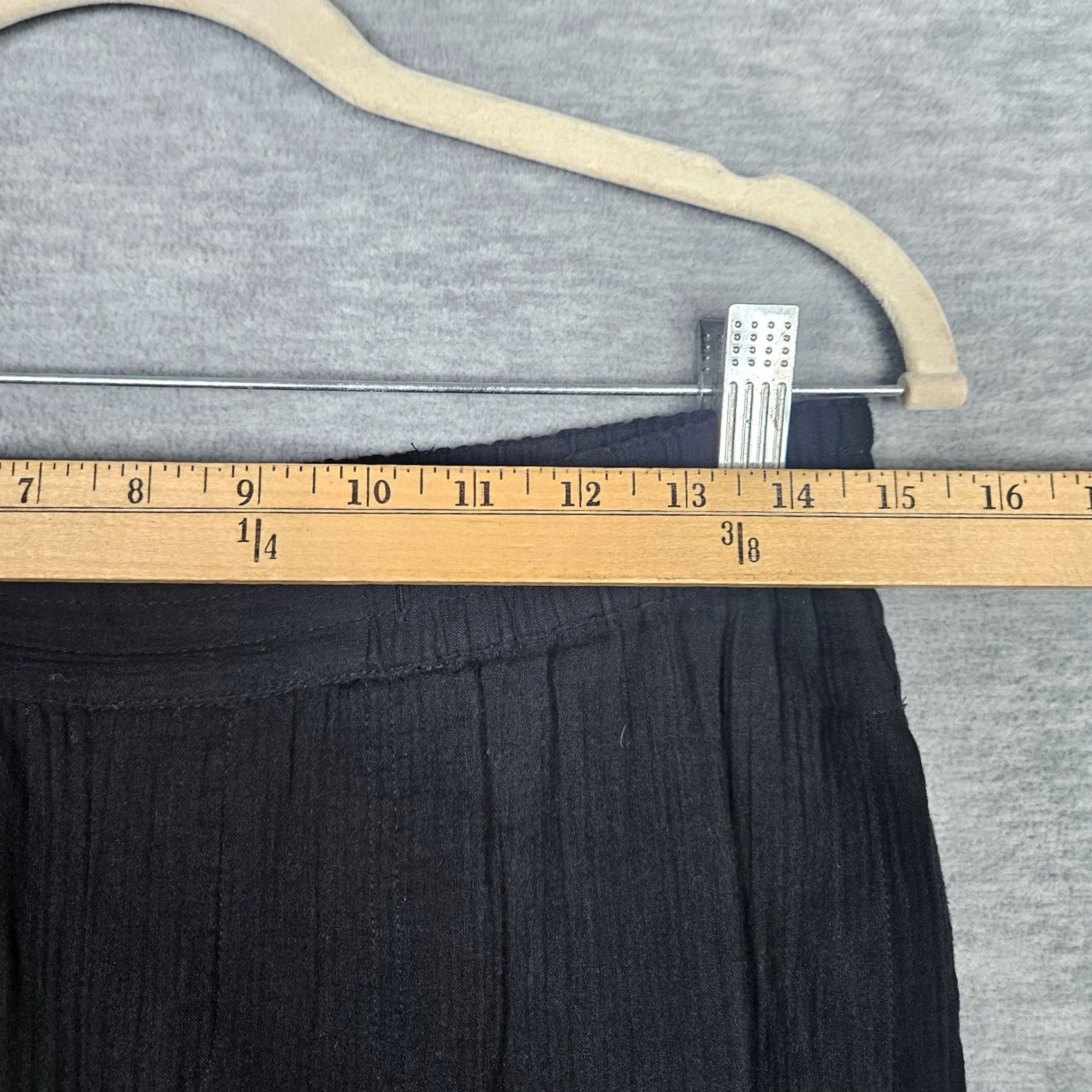Eileen Fisher Eileen Fisher Women's Pants Casual Black XS Regular Front Flat Pull On Buttoned Crinkle Organic Cotton Viscose Easy Care Machine Washable Solid Retro? Size 26" / US 2 / IT 38 - 6 Thumbnail