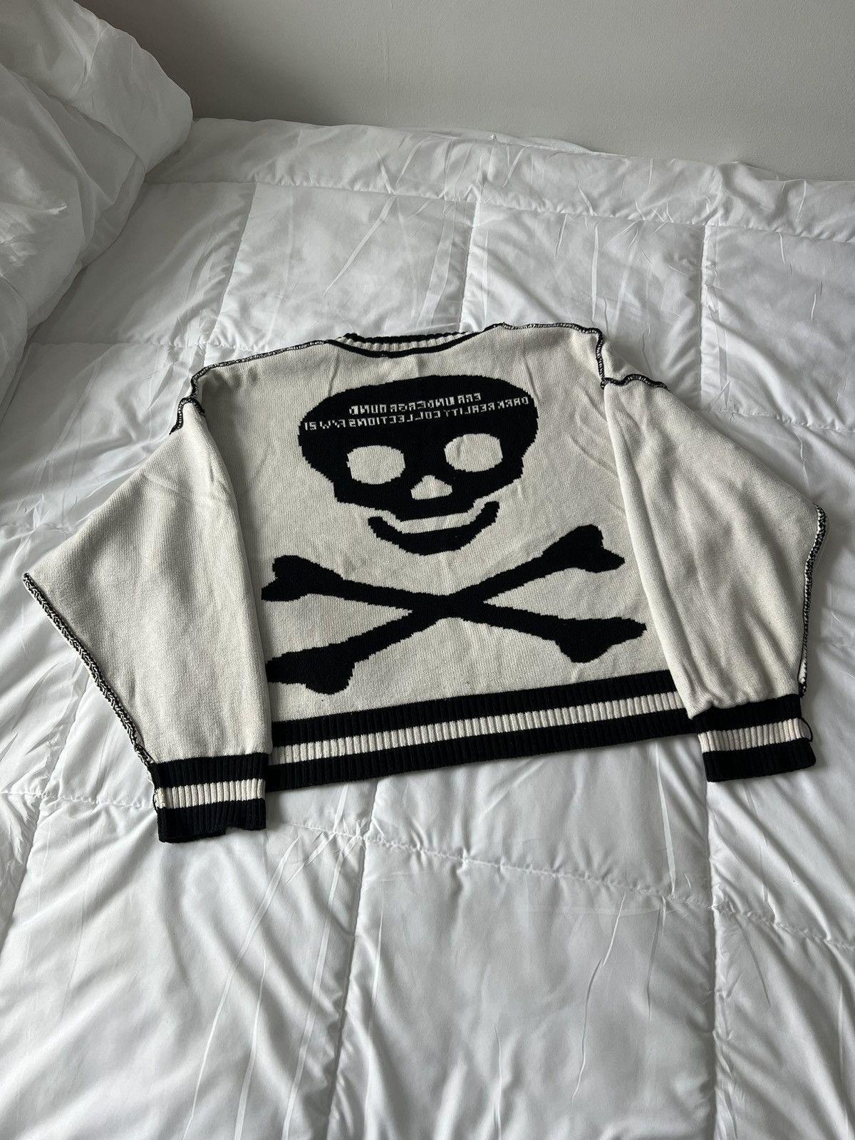 Other ERA WORLDWIDE Europe Skull sweater reversible Size US M / EU 48-50 / 2 - 4 Thumbnail