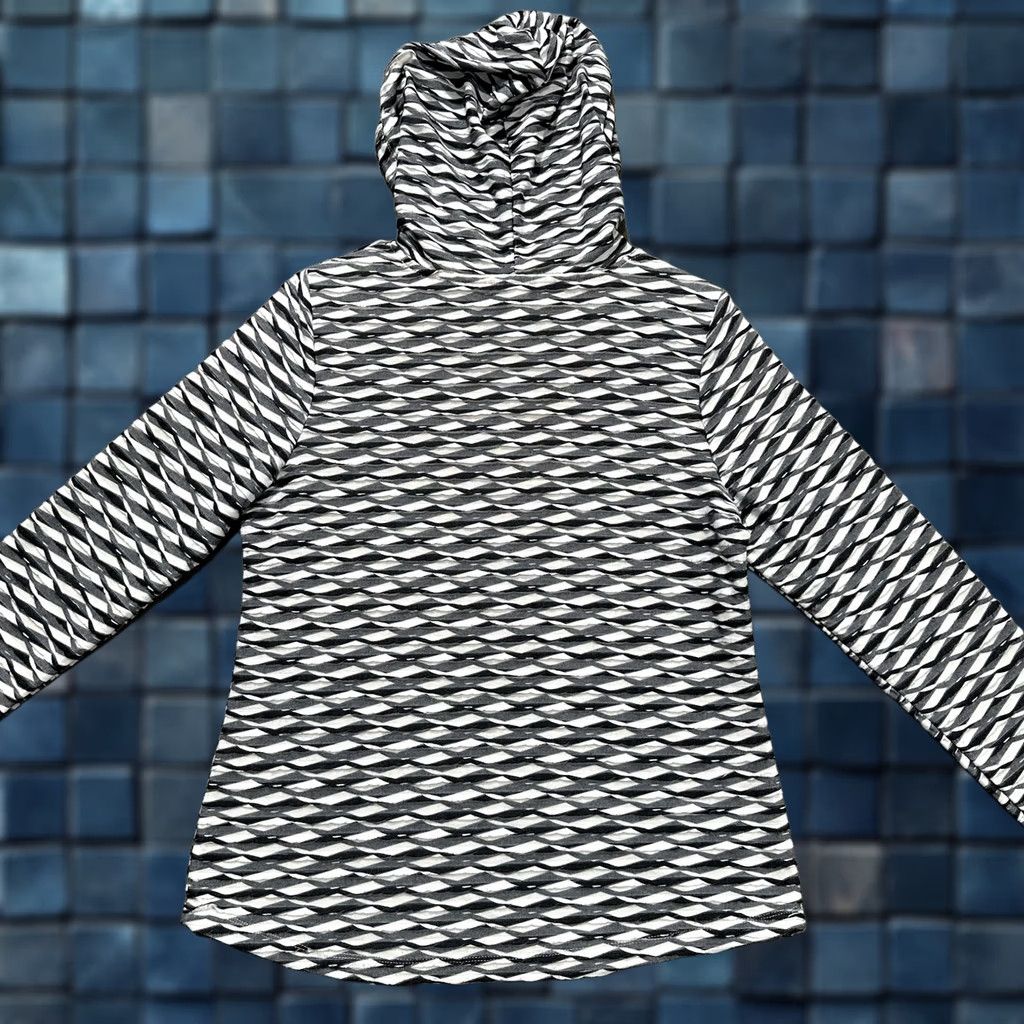 Vintage Christopher & Banks Hoodie Womens Small Black White Gray Geometric Pullover Size S / US 4 / IT 40 - 1 Thumbnail