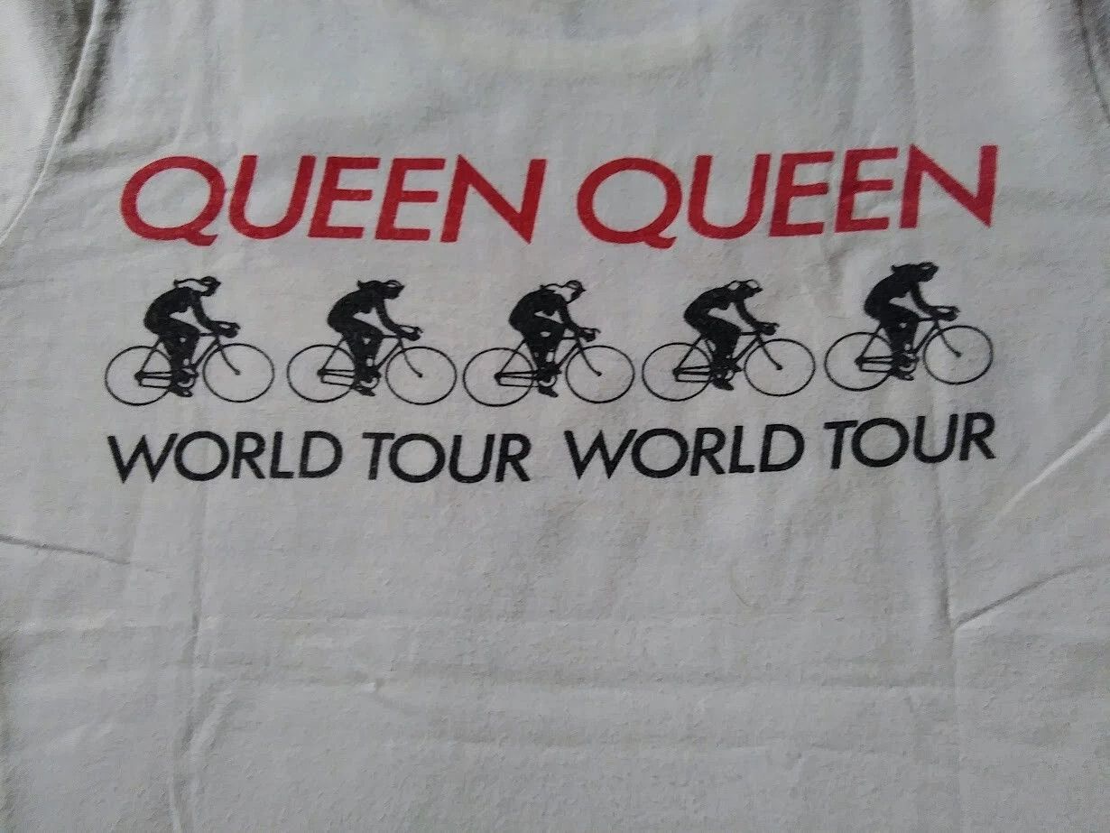 Vintage Vintage Queen Band World Tour 1978/1979 T-shirt Size US S / EU 44-46 / 1 - 7 Thumbnail