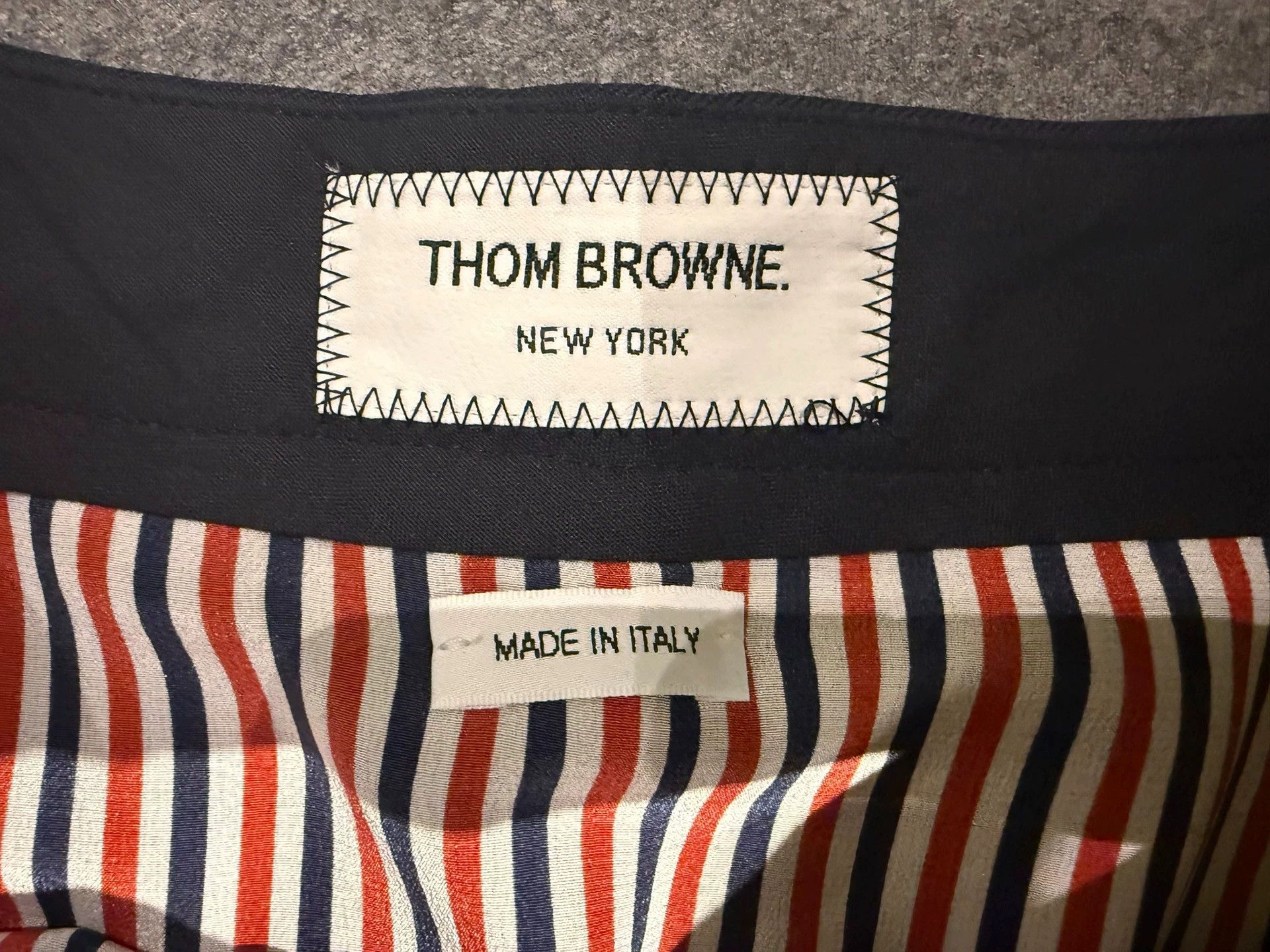 Thom Browne Thom Browne Colorblock Pleated Skirt Women's 38 Gray & Navy Size 26" / US 2 / IT 38 - 5 Thumbnail