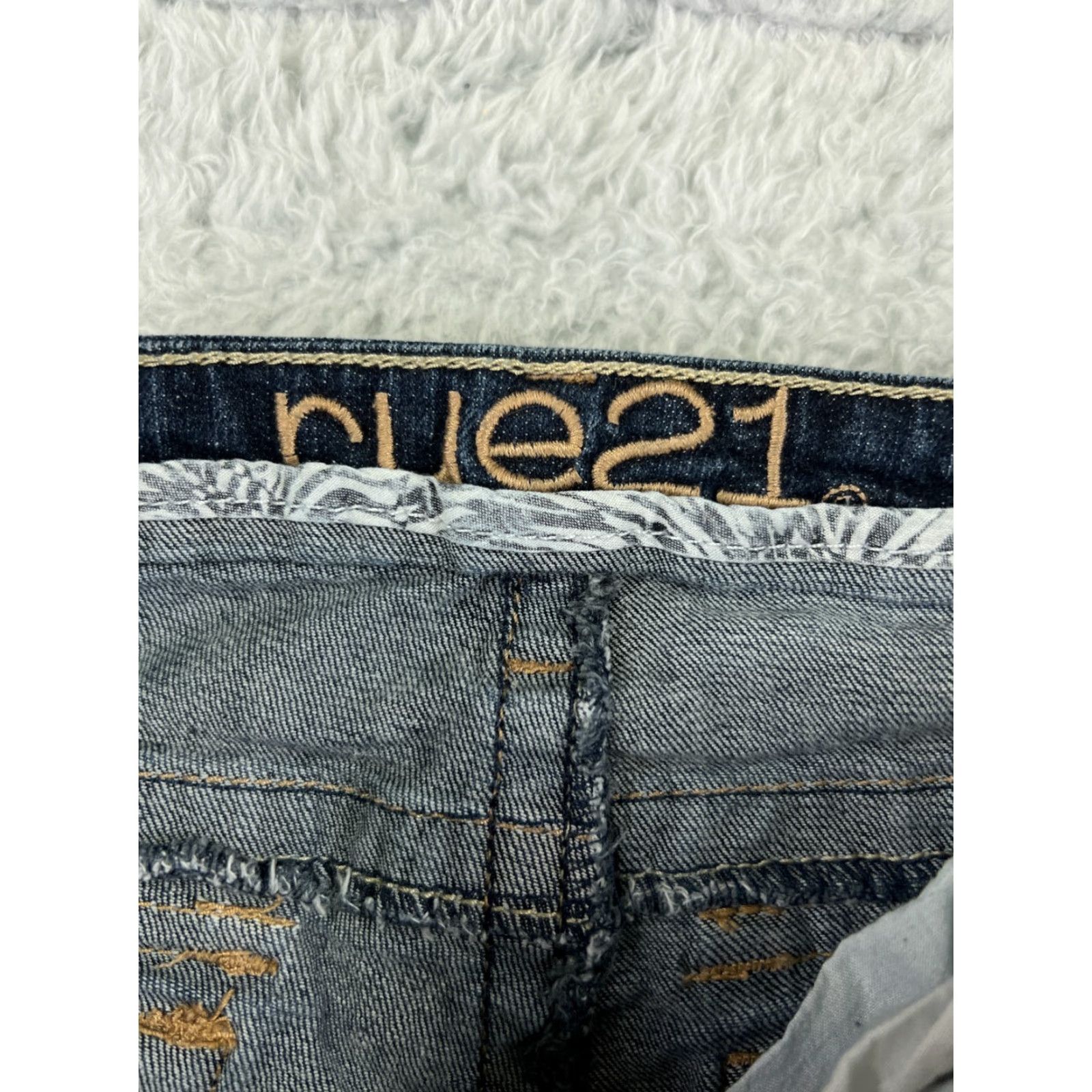 Vintage Rue Jeans Womens 5 Blue Denim Bootcut Embroidered Western Dark Wash- Streetwear Style Shirt? Size 27" / US 4 / IT 40 - 4 Thumbnail