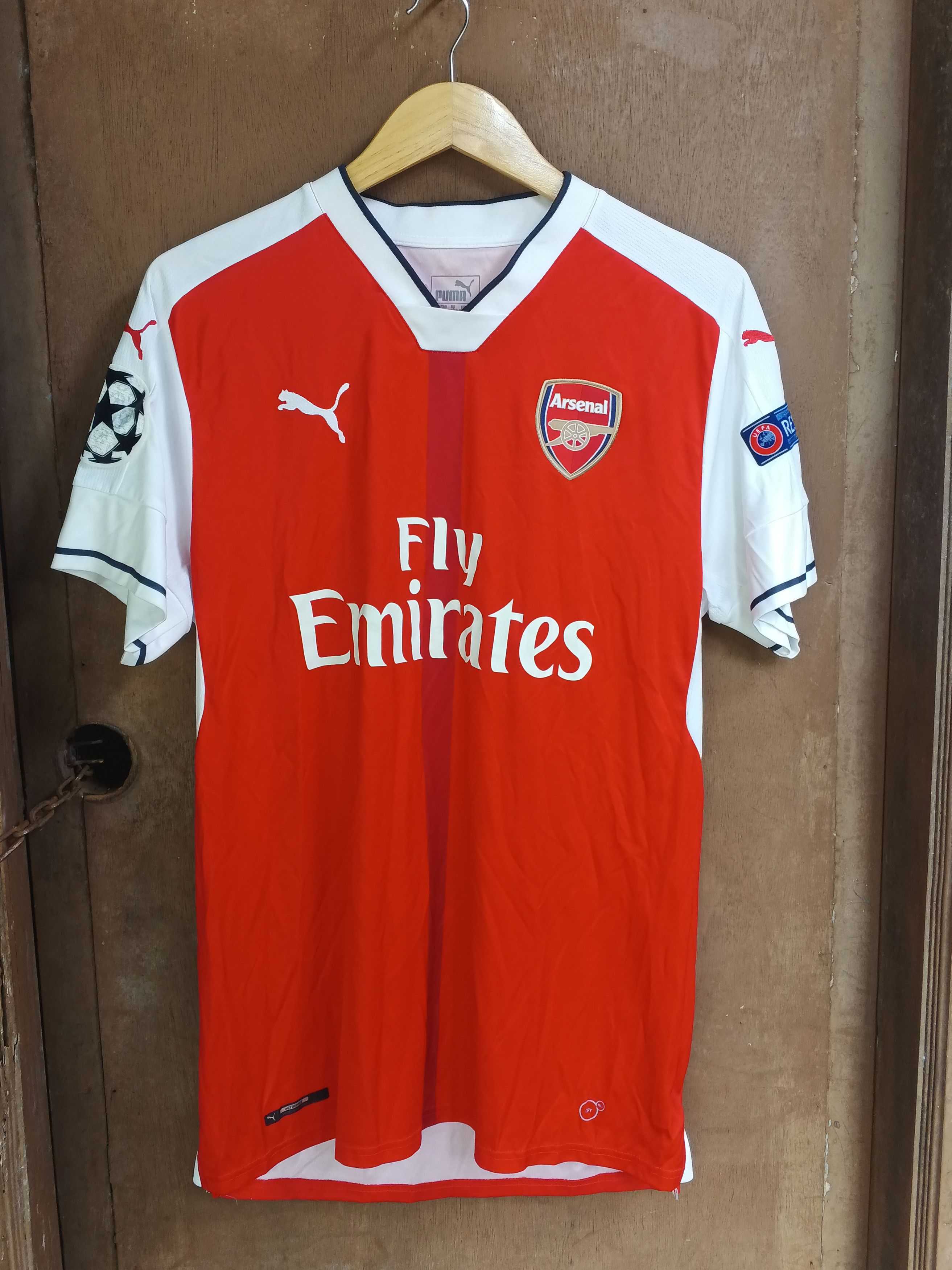 Puma 2016-17 Arsenal Home Shirt Xhaka Football Jersey Size US L / EU 52-54 / 3 - 1 Thumbnail