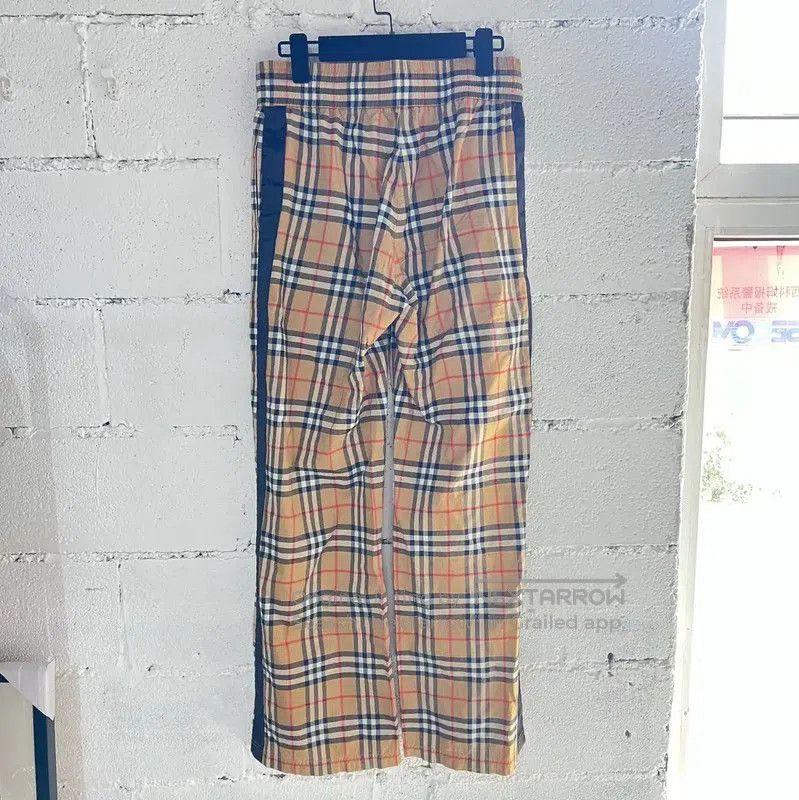 Burberry Burberry Khaki Check Cotton Casual Trousers. Size 23" - 2 Thumbnail