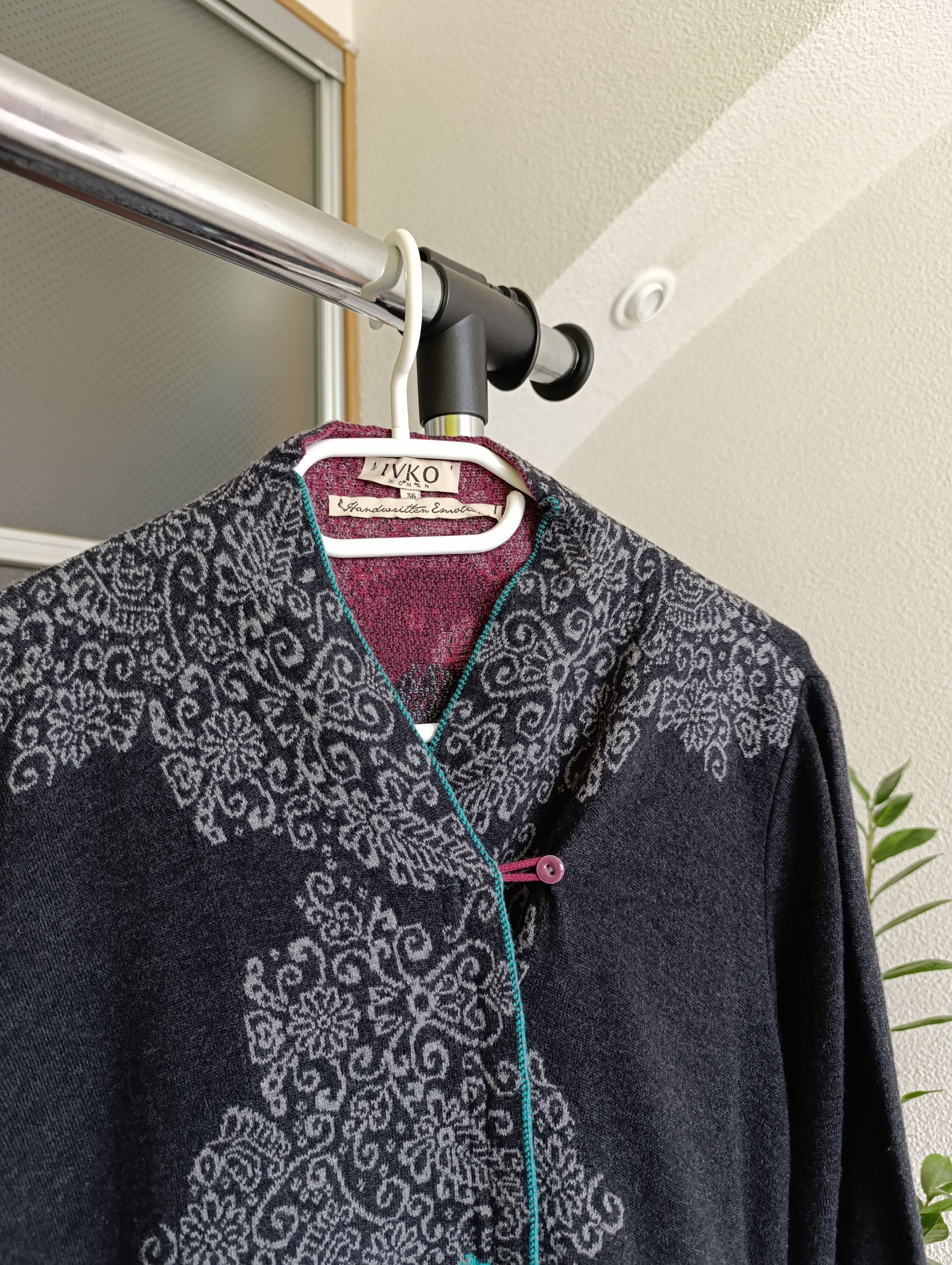 Designer IVKO WOOL KNIT CARDIGAN FLORAL PATTERN Size XS / US 0-2 / IT 36-38 - 2 Thumbnail