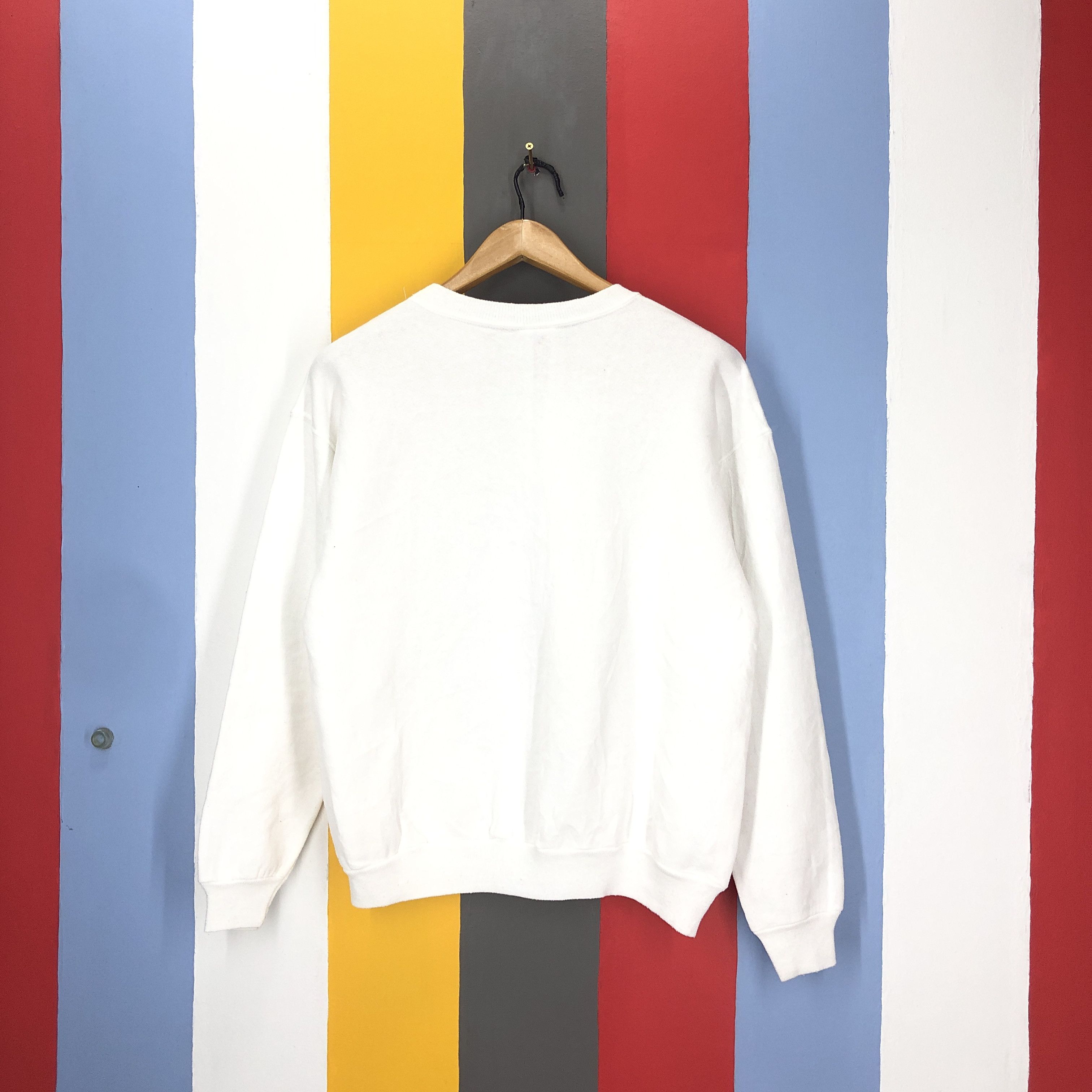 Hanes 90s Vintage HANES NORTH CAROLINA USA Sweatshirt #1596/02 Size US M / EU 48-50 / 2 - 9 Thumbnail