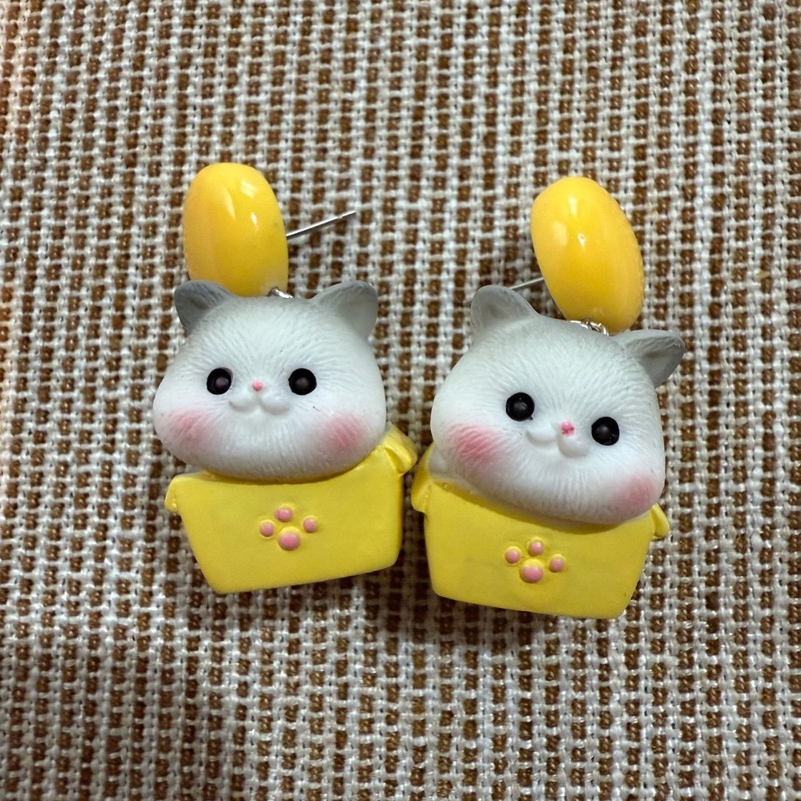 Other Adorable Kitten Cat Earrings Size ONE SIZE - 4 Thumbnail