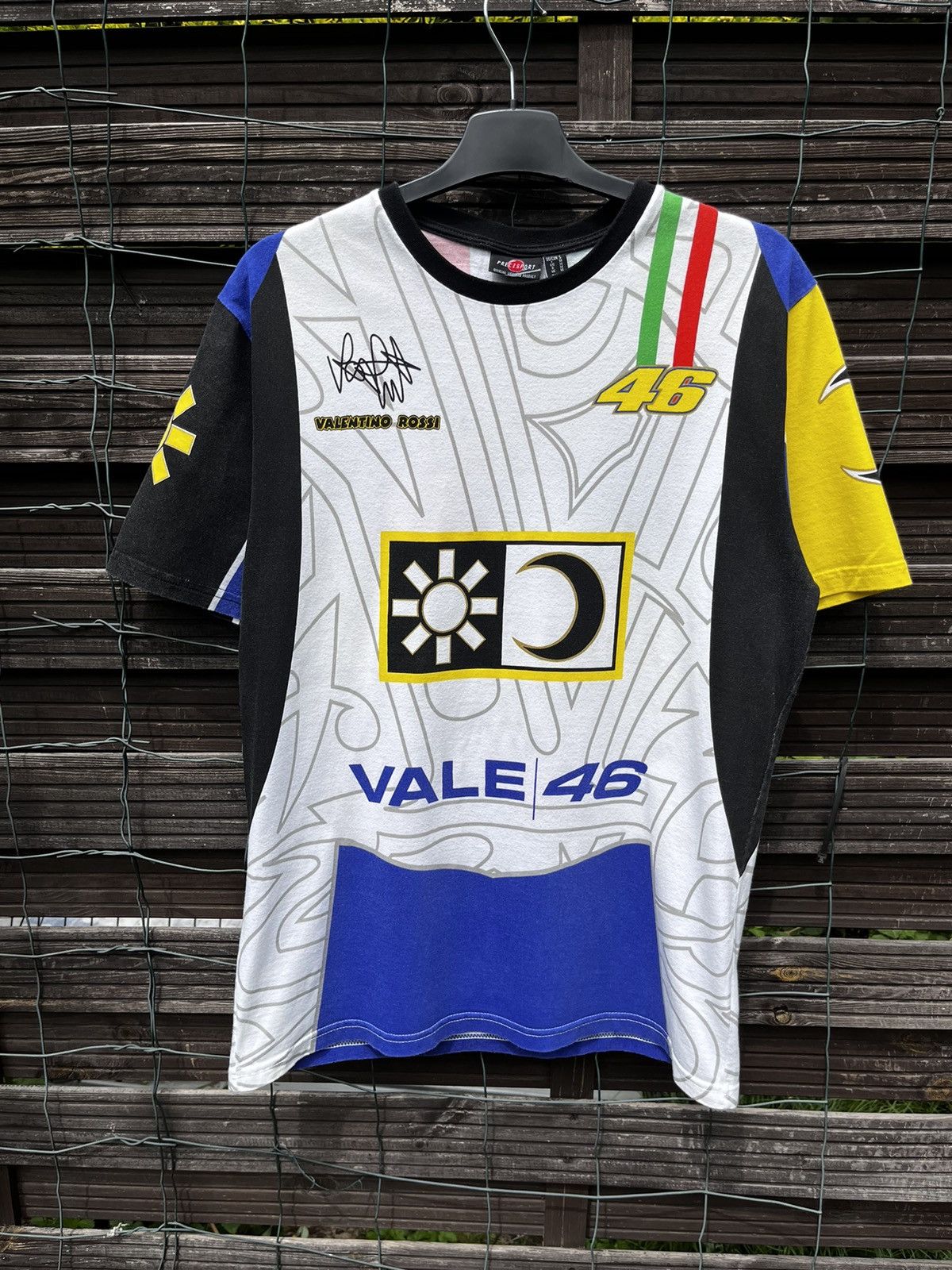 NASCAR 🏁 VALENTINO ROSSI 46 THE DOCTOR MOTO GP SUN AND MOON TEE Size US M / EU 48-50 / 2 - 2 Thumbnail