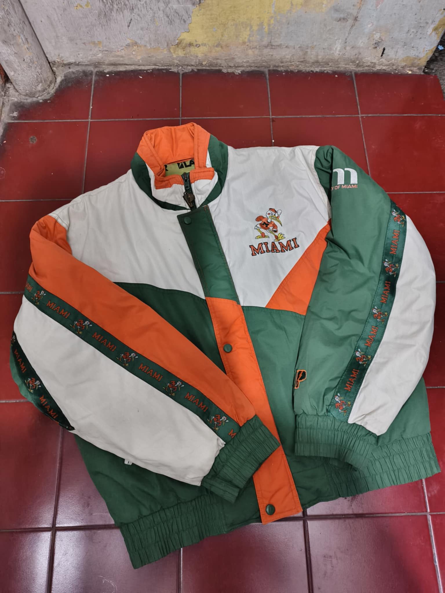 Pro Player Miami hurricane pro player jacket Size US XL / EU 56 / 4 - 2 Thumbnail