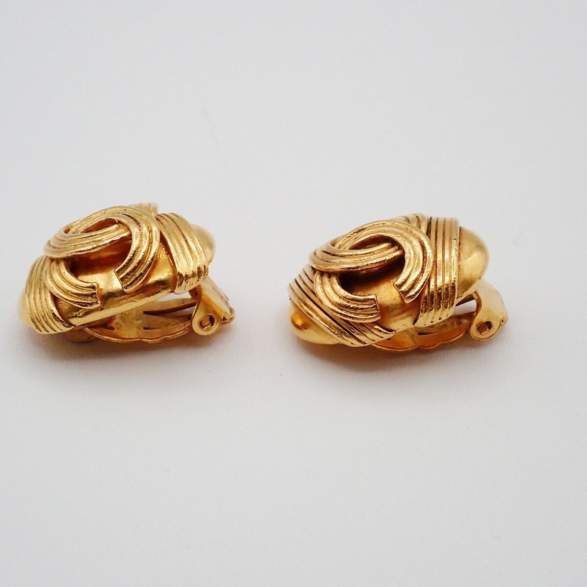 Chanel Chanel Coco Mark earring Size ONE SIZE - 1 Thumbnail