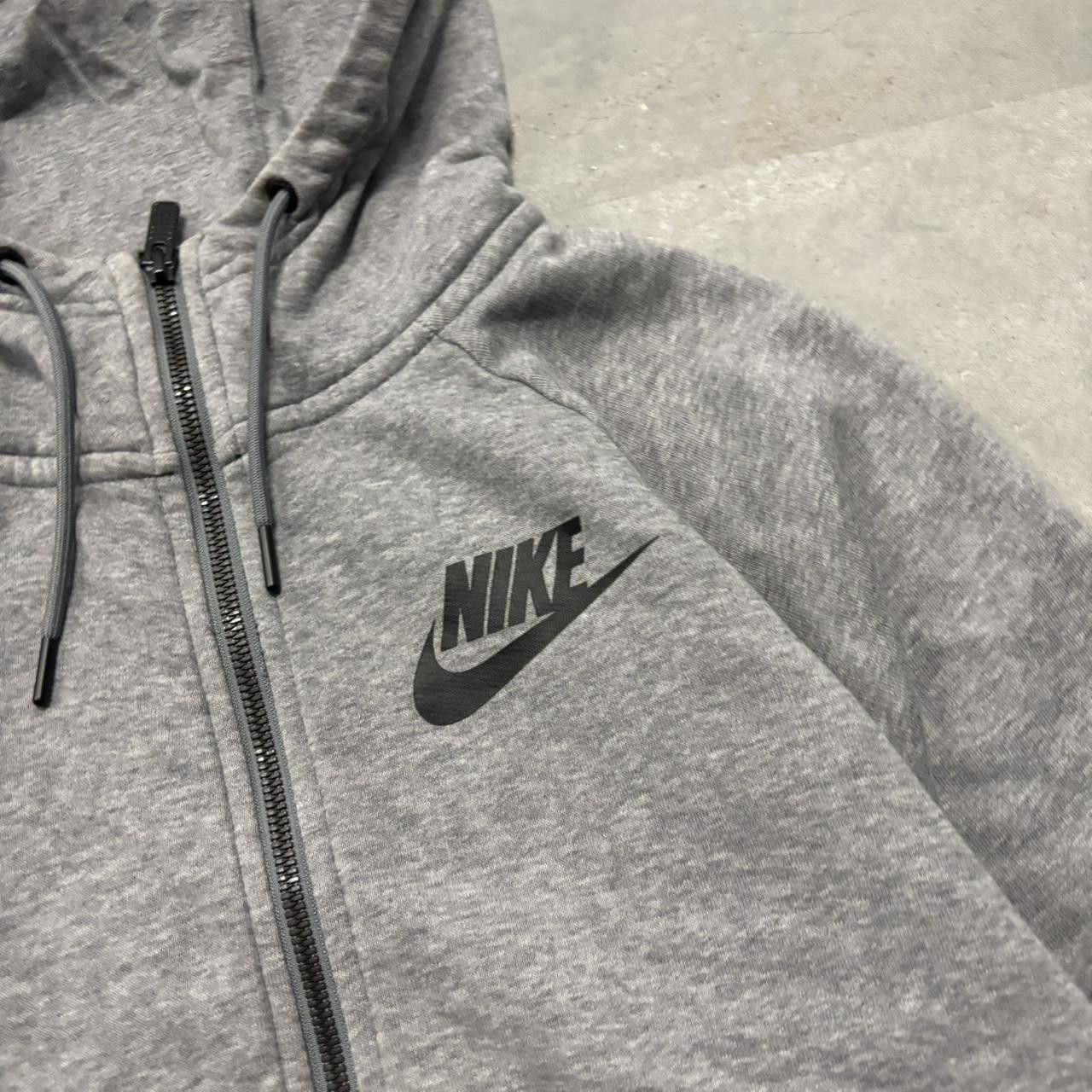 Nike × Vintage Crazy Vintage Y2K/2000s Grey Nike Streetwear Essential Zip Up Hoodie! Size US M / EU 48-50 / 2 - 5 Thumbnail