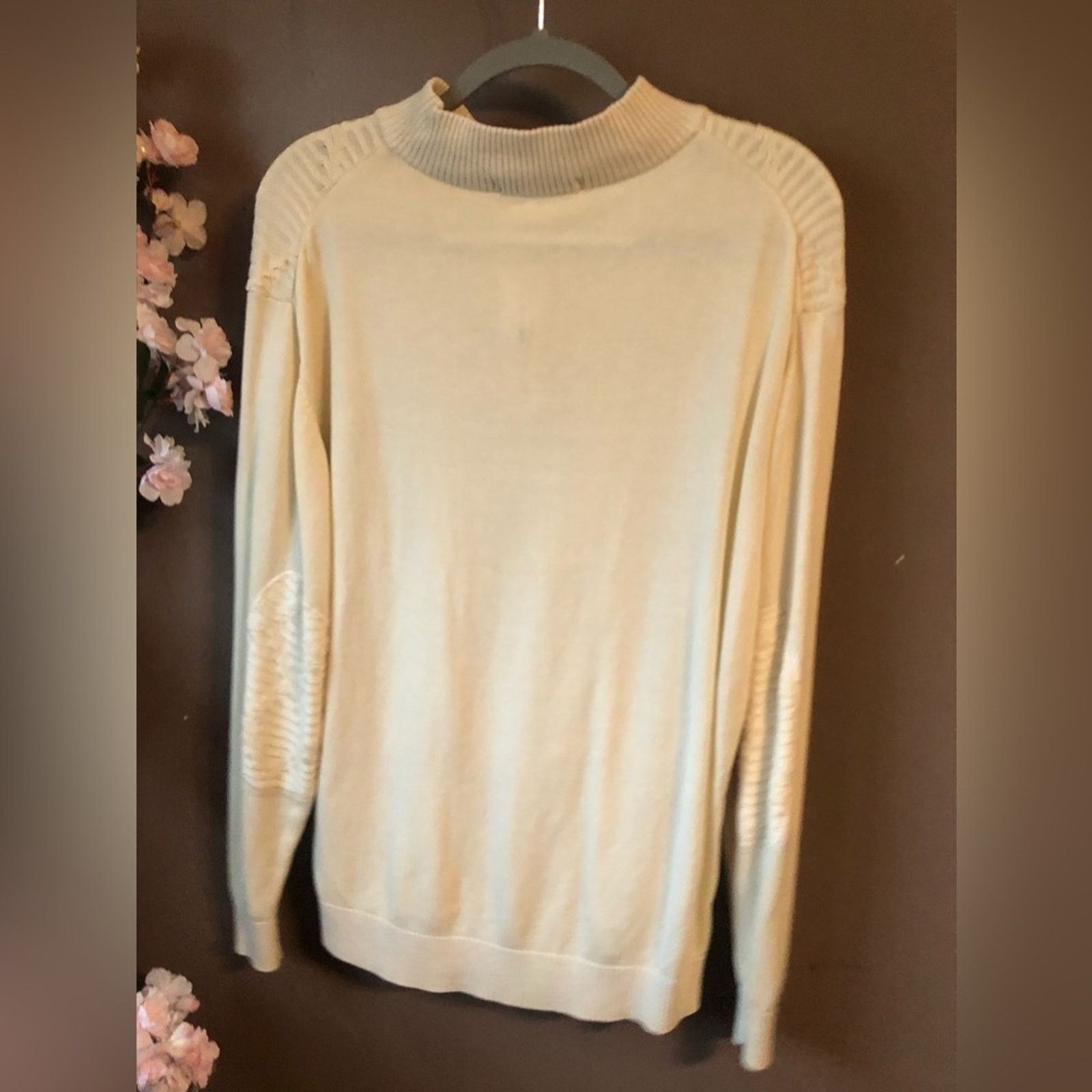 Stacy Adams Men’s light sweater. Zip collar. Stacy adams size large. Size US L / EU 52-54 / 3 - 4 Thumbnail