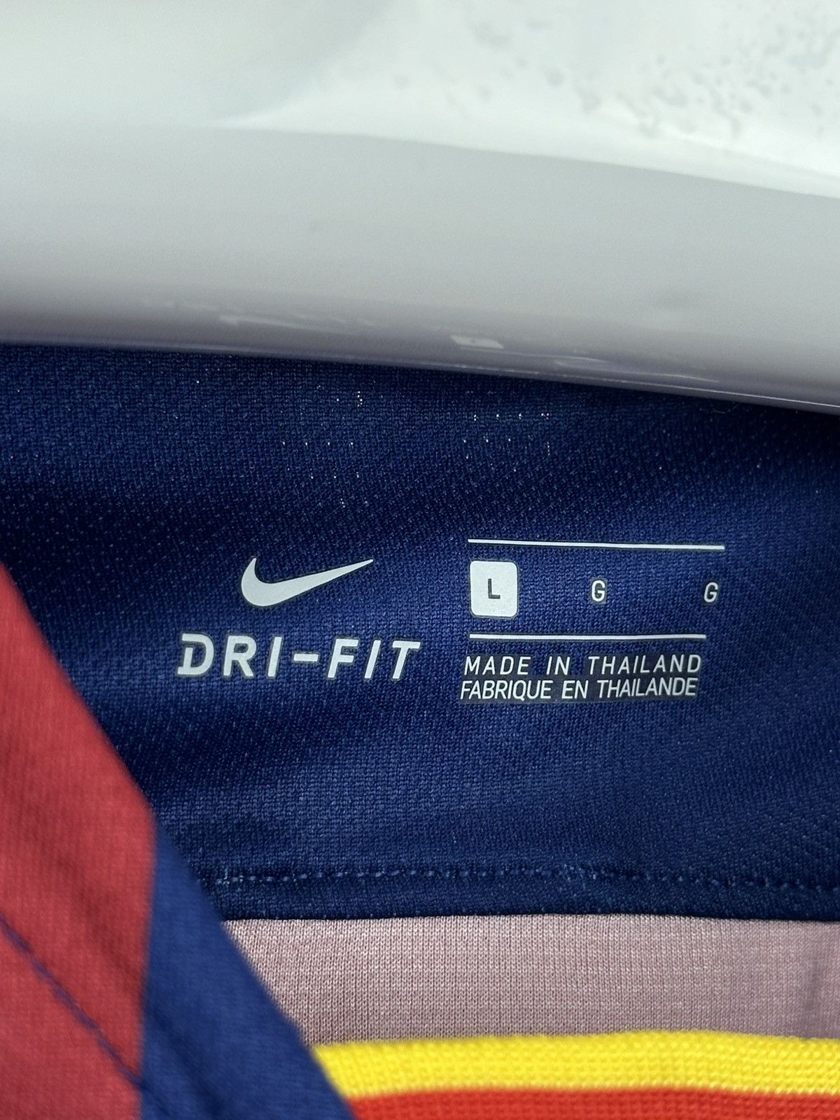 Nike FC BARCELONA 2019 20 HOME FOOTBALL SHIRT SOCCER JERSEY NIKE Size US L / EU 52-54 / 3 - 5 Thumbnail
