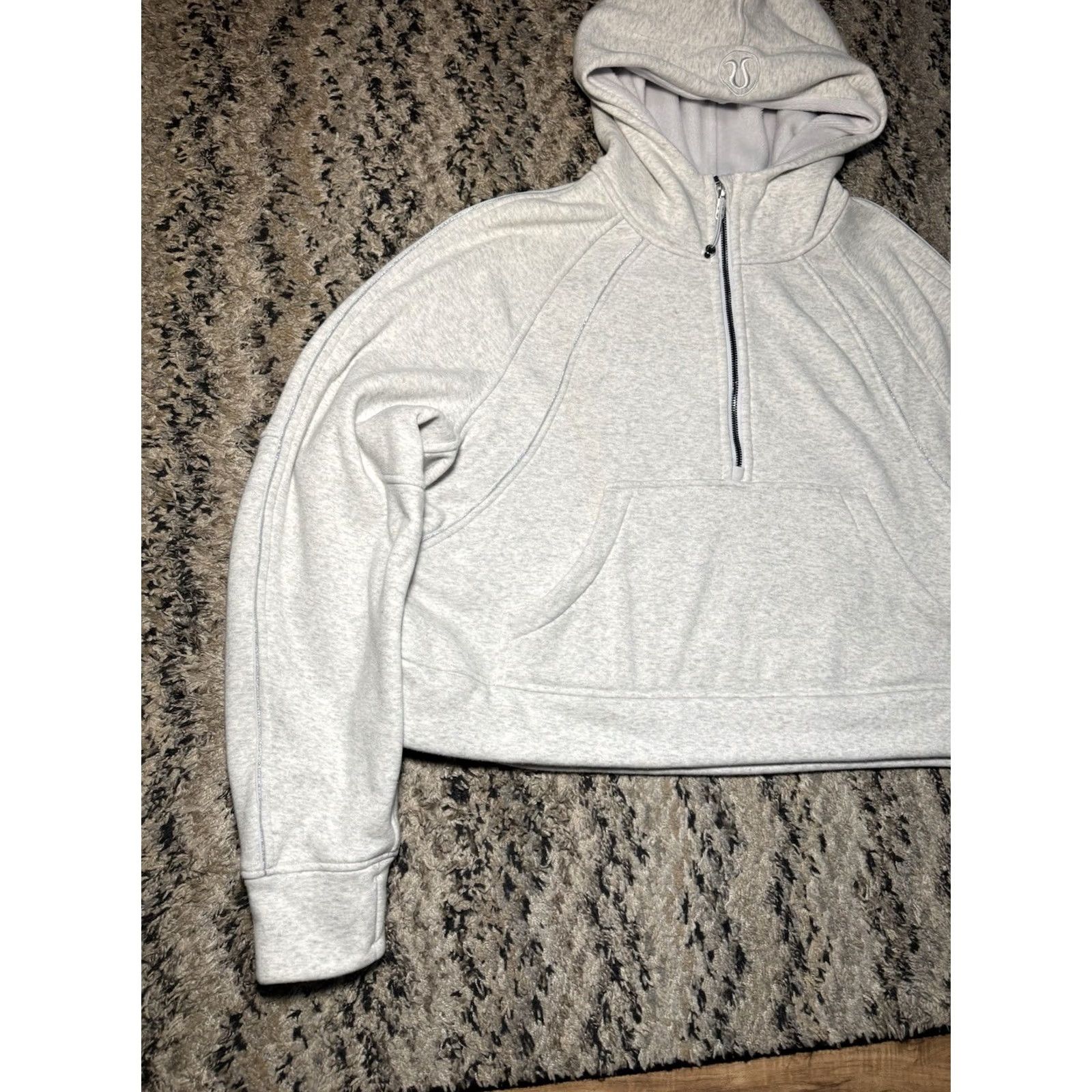 Lululemon Lululemon Scuba Half Zip Oversized Pullover Hoodie XL/XXL Light Gray Plush Womens Sweatshirt 1/2 Zip Hawaii Theme Size XL / US 12-14 / IT 48-50 - 3 Thumbnail