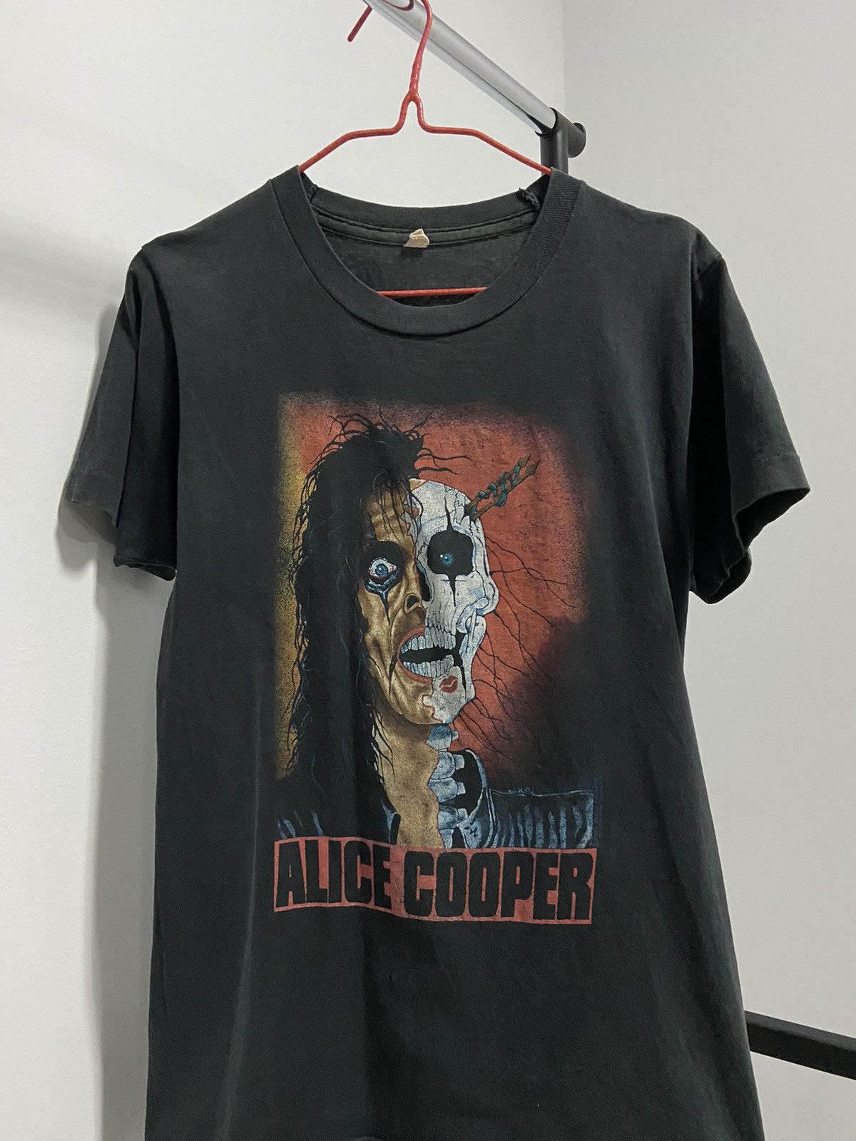 Band Tees × Vintage Alice cooper 1989 t shirt vintage big print logo rock skull Size US M / EU 48-50 / 2 - 3 Thumbnail