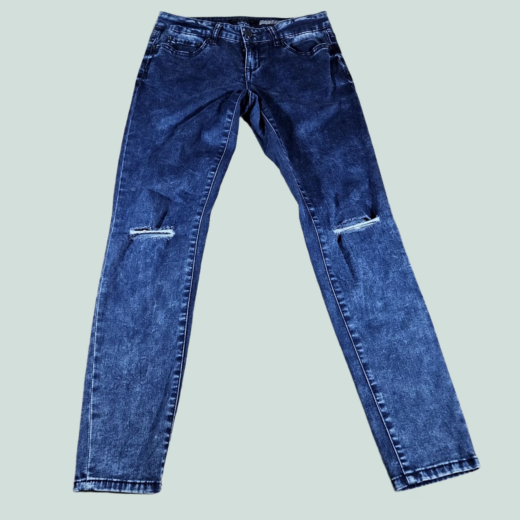 Aeropostale Aeropostale Jegging Jeans Dark Wash Distressed Women Size 6 Size 28" / US 6 / IT 42 - 1 Thumbnail