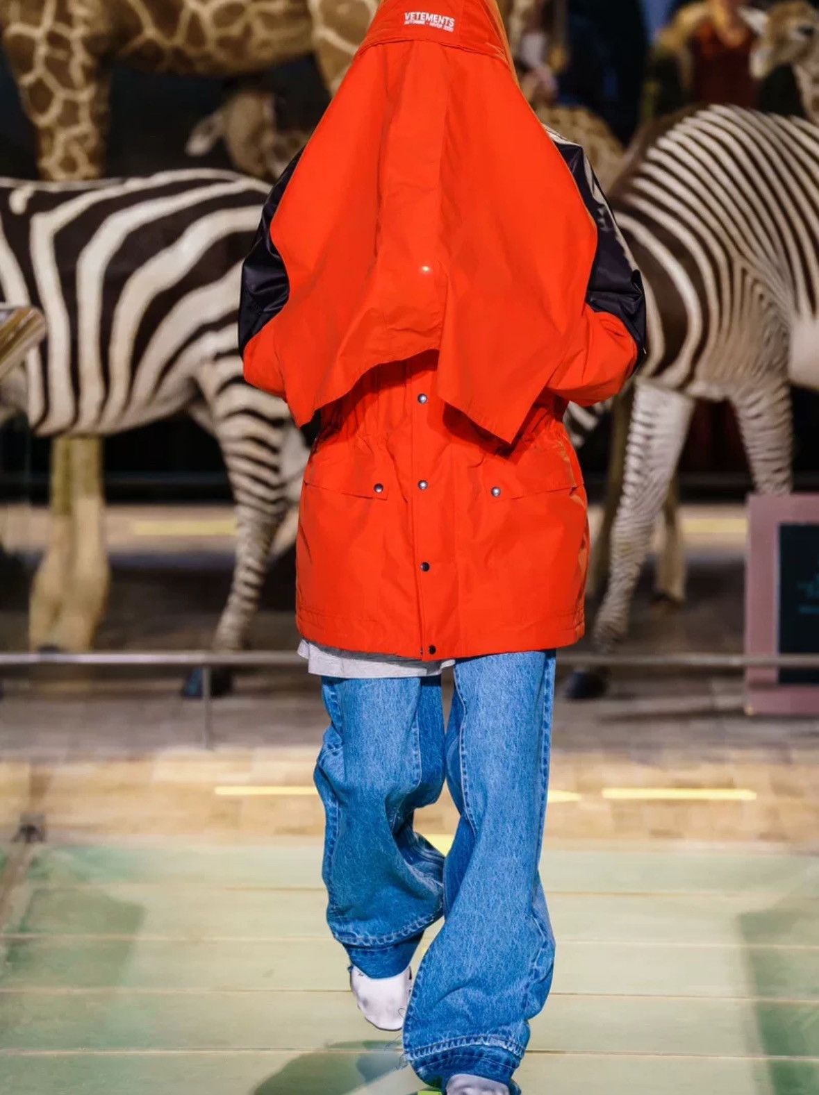 Vetements Vetements 19Fw Zoo Show incognito Parka Archive Hoodie Size US S / EU 44-46 / 1 - 9 Thumbnail