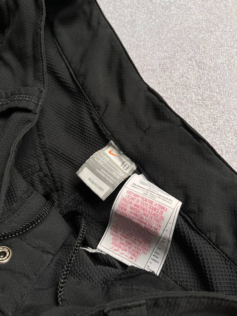 Nike × Vintage Vintage Nike Swoosh Baggy Trackpants Y2K M Size US 32 / EU 48 - 4 Thumbnail