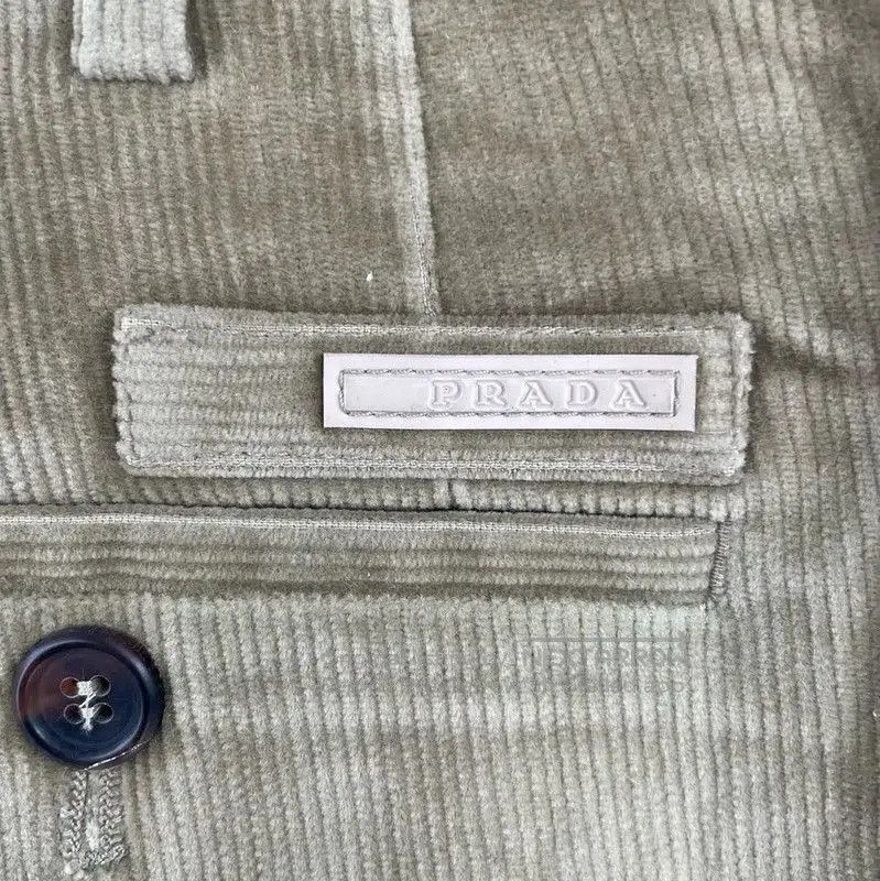 Prada Prada Khaki Casual Pants for Men. Size US 44 / EU 60 - 3 Thumbnail