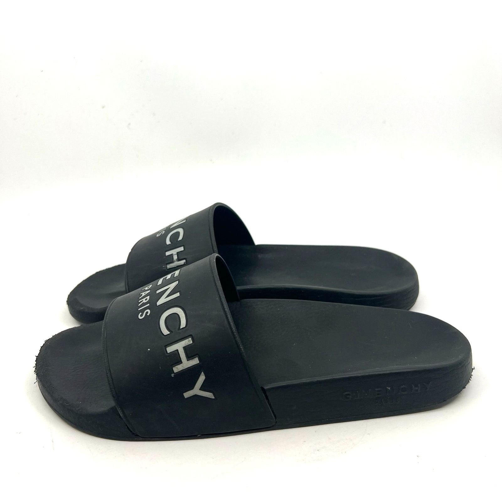 Givenchy Givenchy Paris Black Flat Sandals Slides Women's 8 US Size US 8 / IT 38 - 2 Thumbnail