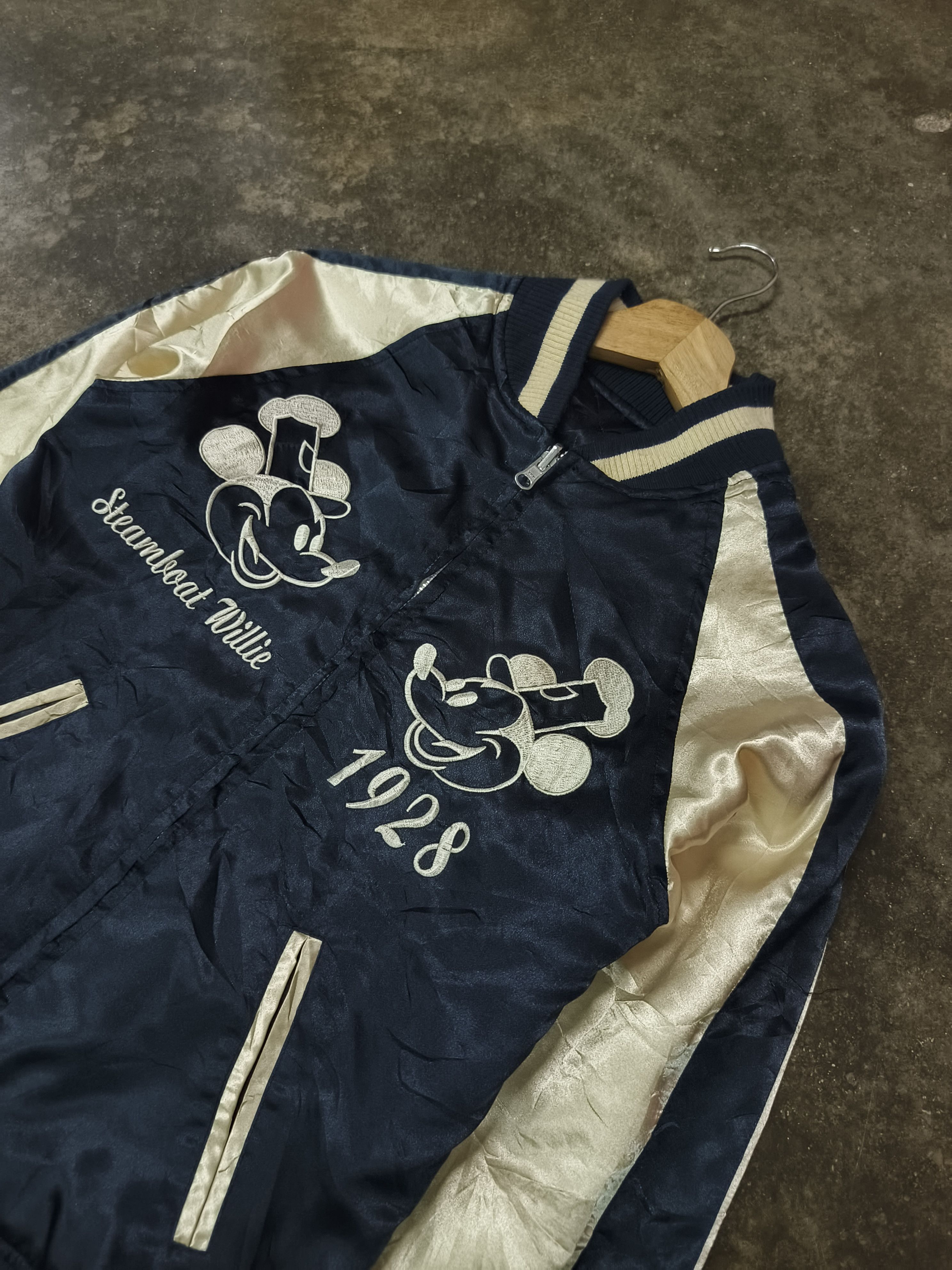 Mickey Mouse Disney Mickey Steamboat Willie revesible sukajan Jacket Size US M / EU 48-50 / 2 - 3 Thumbnail