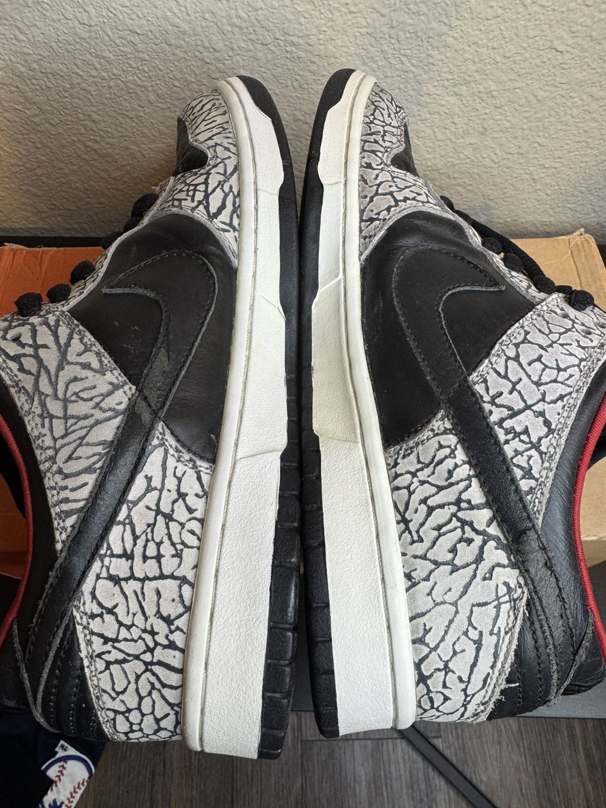 Nike × Supreme Nike SB X Supreme Dunk Low SZ10 Size US 10 / EU 43 - 7 Thumbnail
