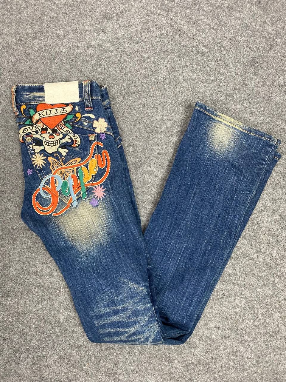 Ed Hardy red pepper x ed hardy bootcut flare denim nice design Size 32" / US 10 / IT 46 - 2 Thumbnail