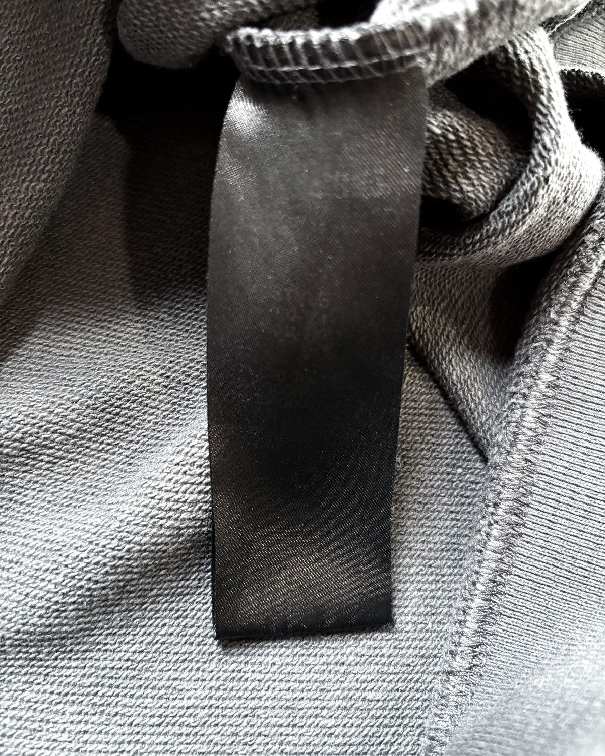 Raf Simons AW18 DRUGS HOODIE Size US L / EU 52-54 / 3 - 7 Thumbnail