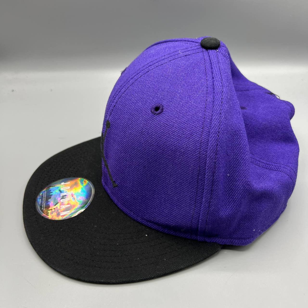 Jordan Brand Air Jordan True Hat Men Embroidered Jumpman Snap Back Cap Size ONE SIZE - 3 Thumbnail