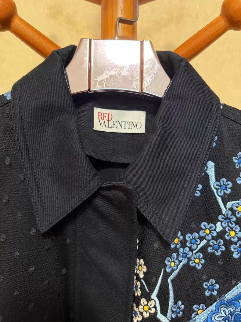 Valentino Valentino Embroidered top Size M / US 6-8 / IT 42-44 - 6 Thumbnail