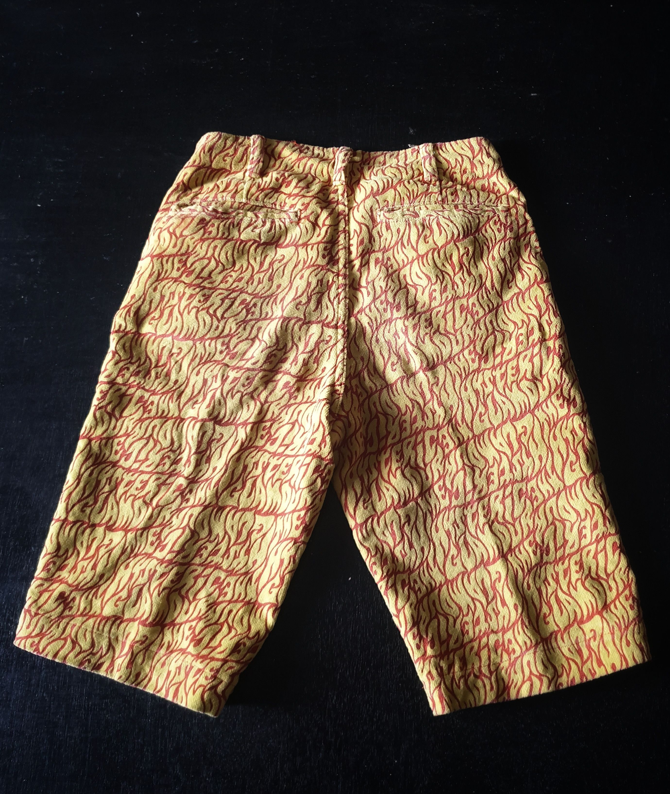 Hysteric Glamour Vintage Hysteric Glamour Spell Out Logo Corduroy Short Pants Size US 27 - 2 Thumbnail