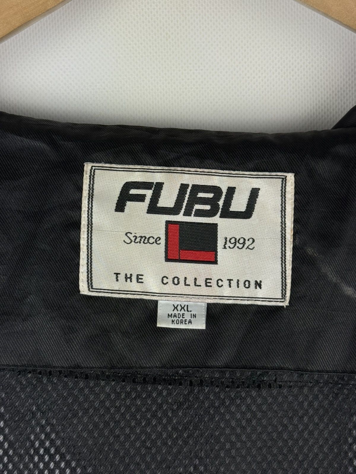 Fubu Fubu Sports Vintage Rap Big Logo Hooded Windbreaker Jacket Size US XXL / EU 58 / 5 - 23 Thumbnail