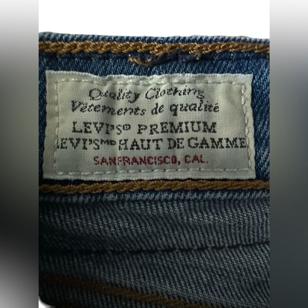 Levi's Levi’s Premium Denim WEDGIE Jean Blue Medium Wash Women 24. Size 42" / US 20 - 4 Thumbnail