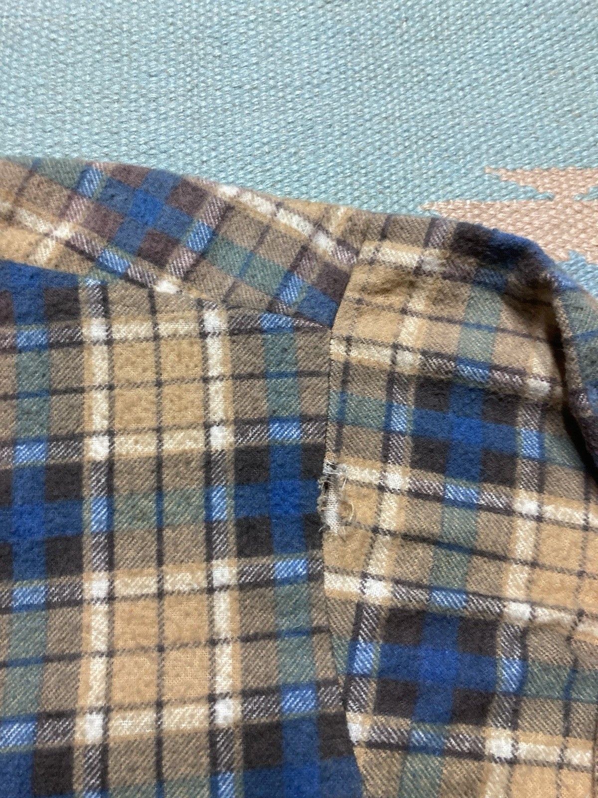Vintage Vintage 70s flannel shirt mostly cotton plaid USA XL Size US XL / EU 56 / 4 - 3 Thumbnail