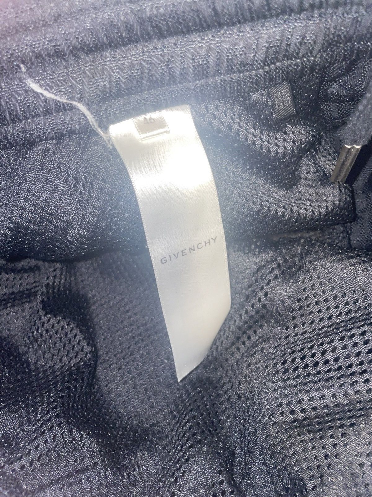 Givenchy Givenchy 4g nylon shorts Size US 32 / EU 48 - 10 Thumbnail