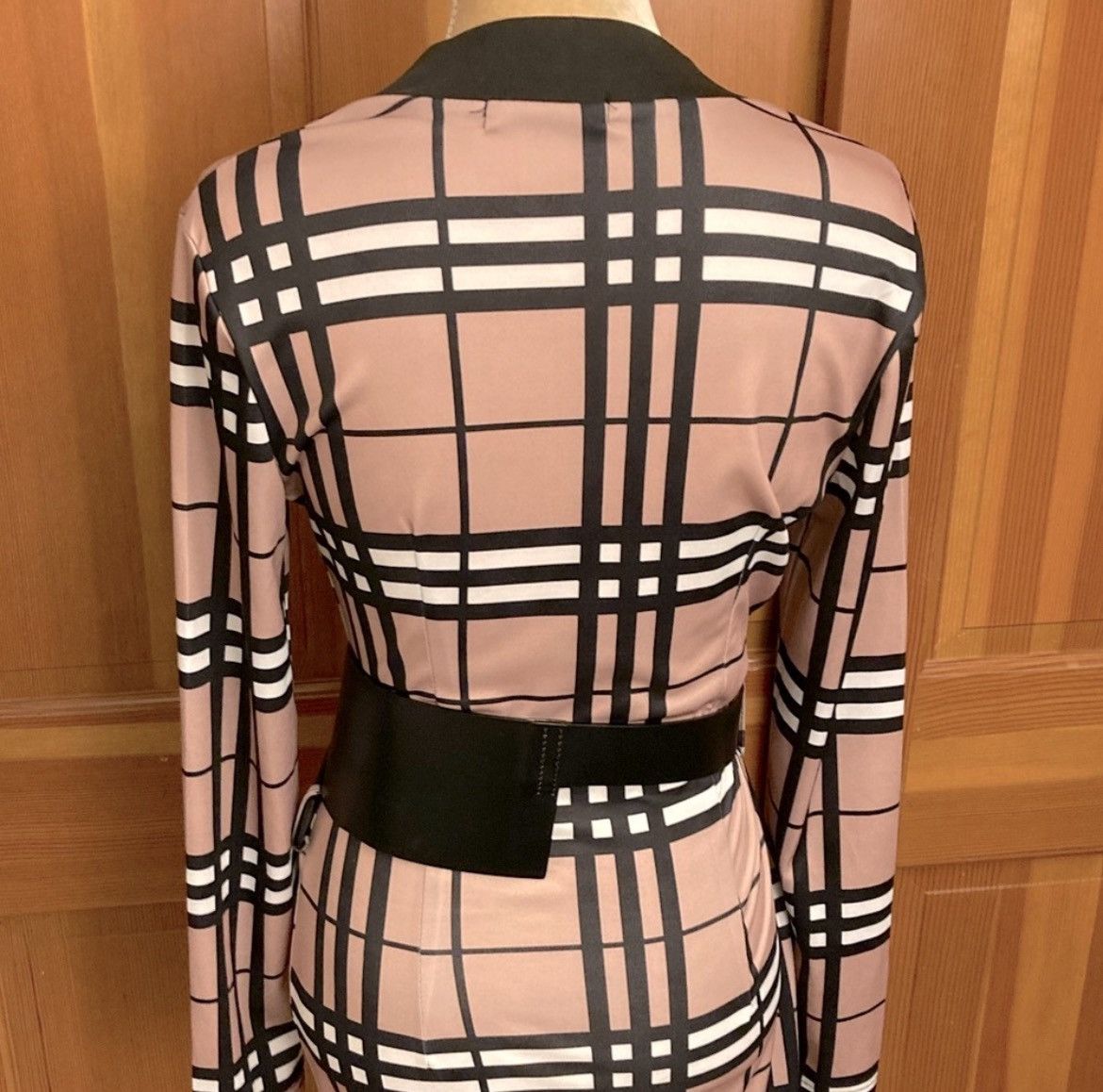 Designer NWT, Lavishly Paris Belted Fall Season Plaid Design Dress Size M / US 6-8 / IT 42-44 - 10 Thumbnail