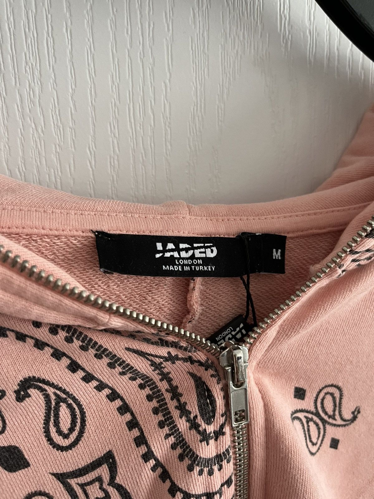 Jaded London BNWT JADED LONDON PINK BANDANA PAISLEY ZIP HOODIE Size US L / EU 52-54 / 3 - 5 Thumbnail